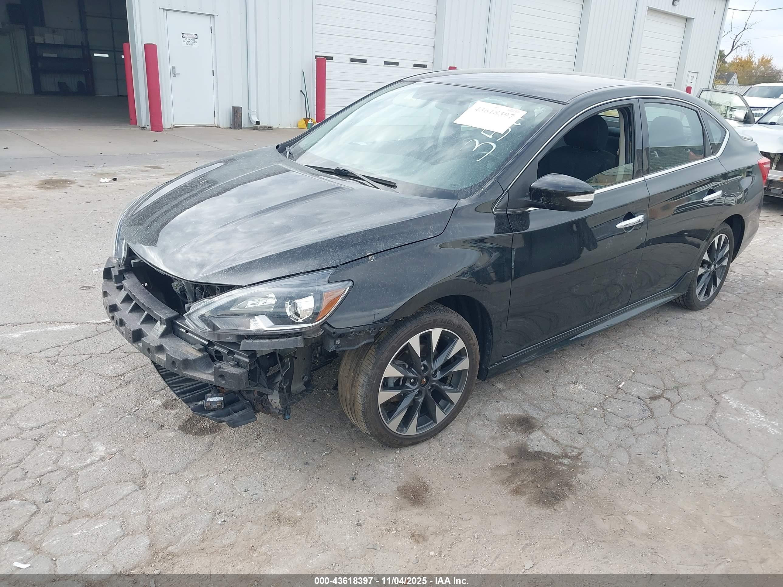NISSAN SENTRA image 2