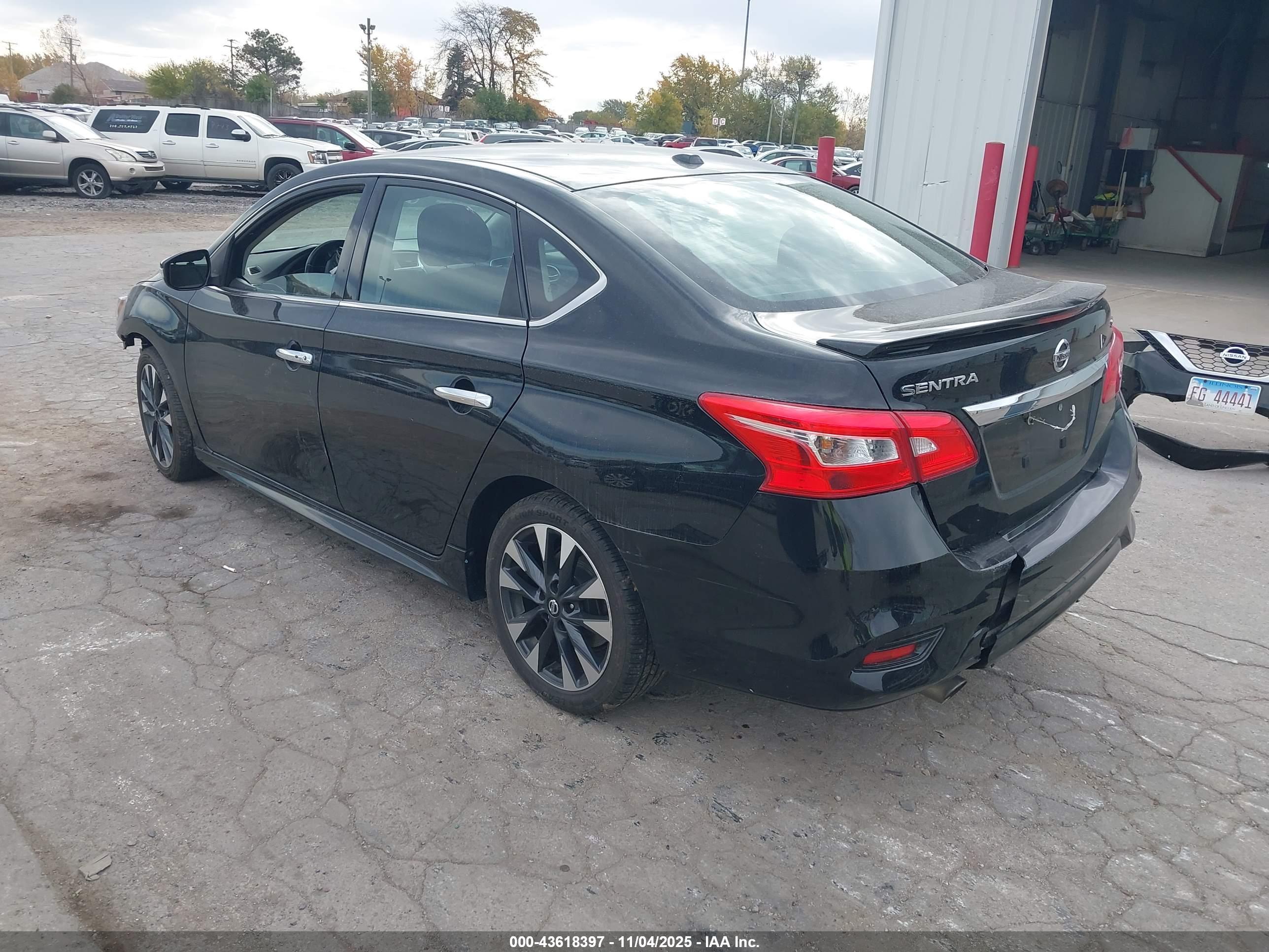 NISSAN SENTRA image 3
