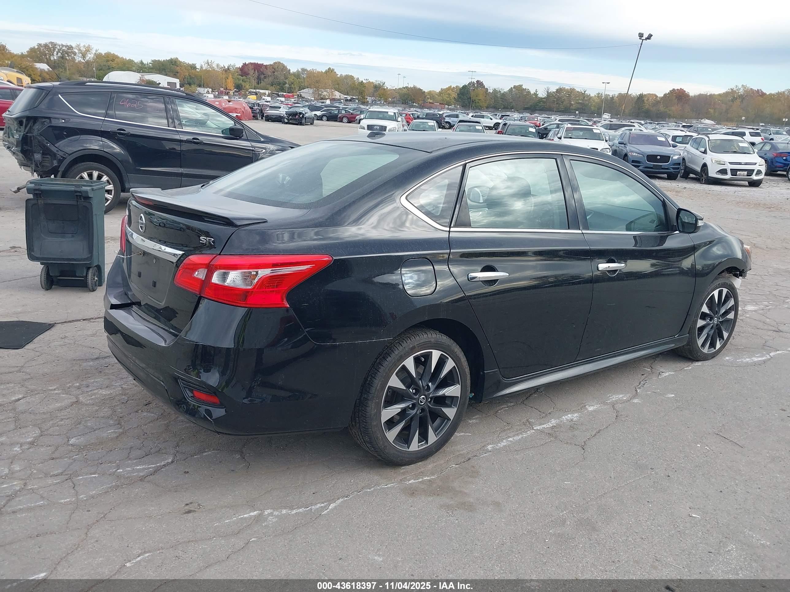 NISSAN SENTRA image 4