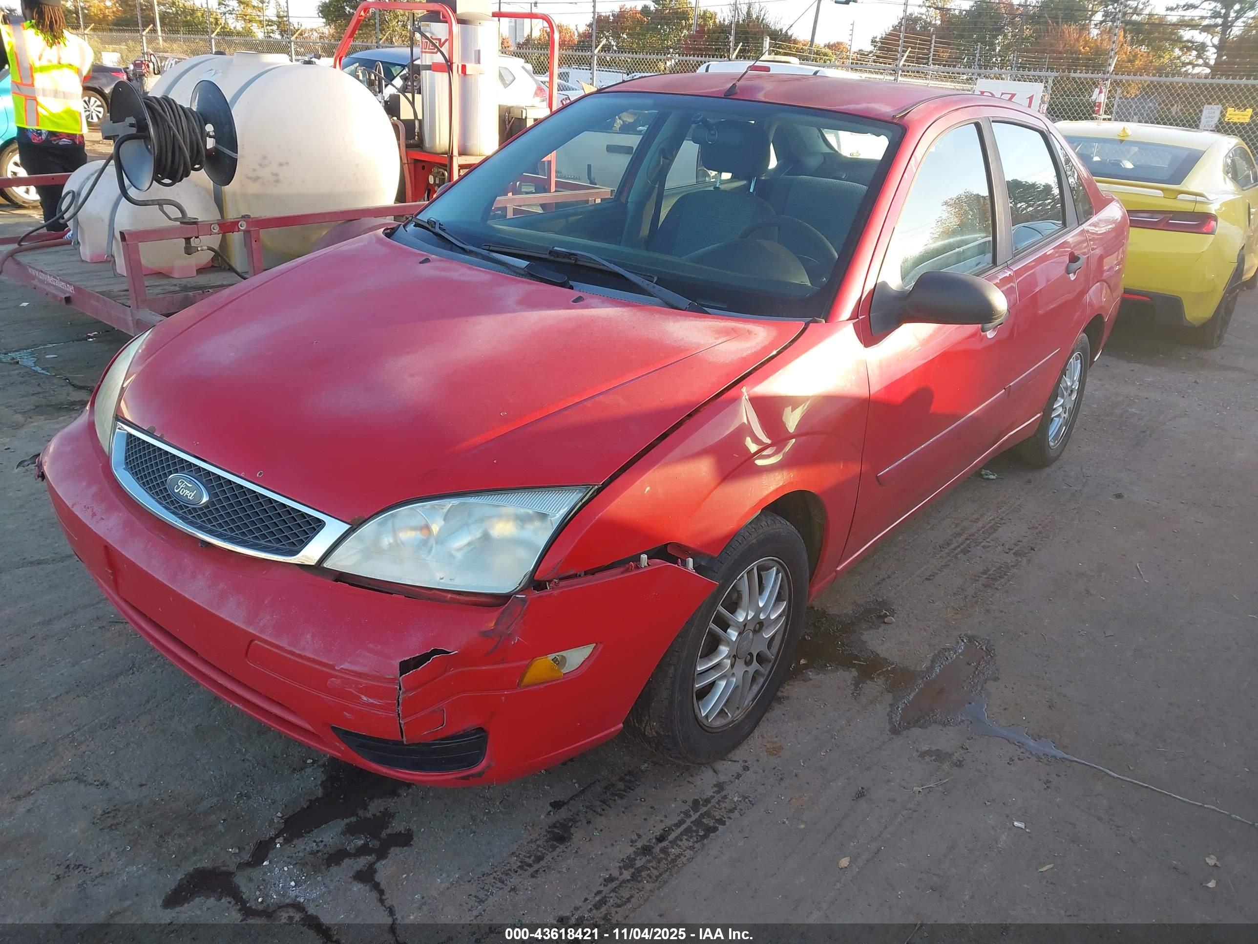 FORD FOCUS image 2