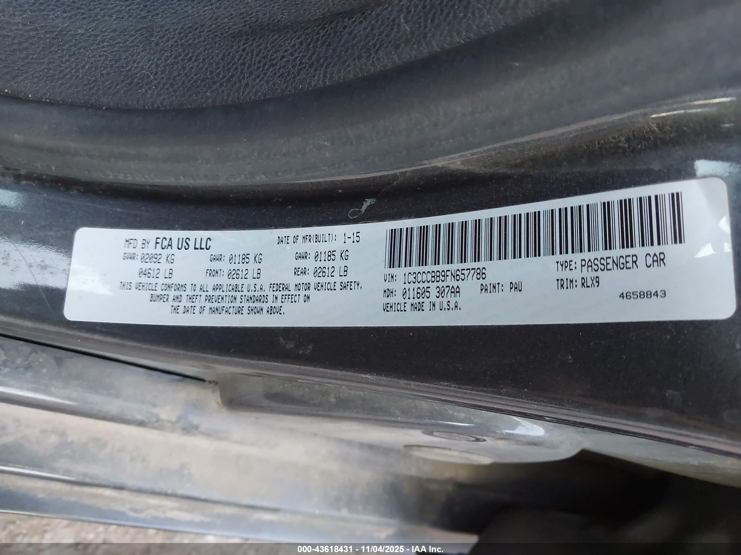 CHRYSLER 200 image 9