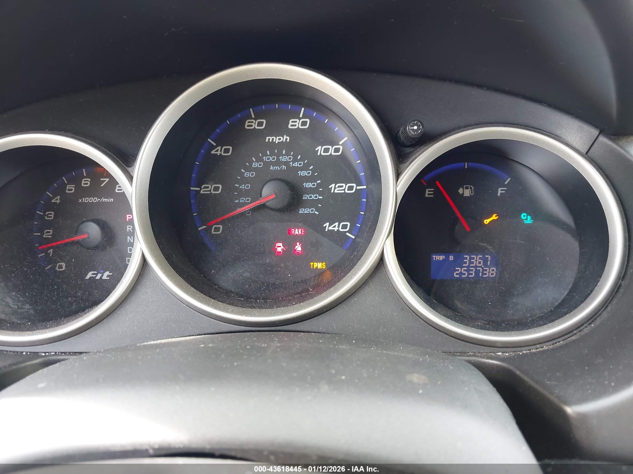 HONDA FIT image 7