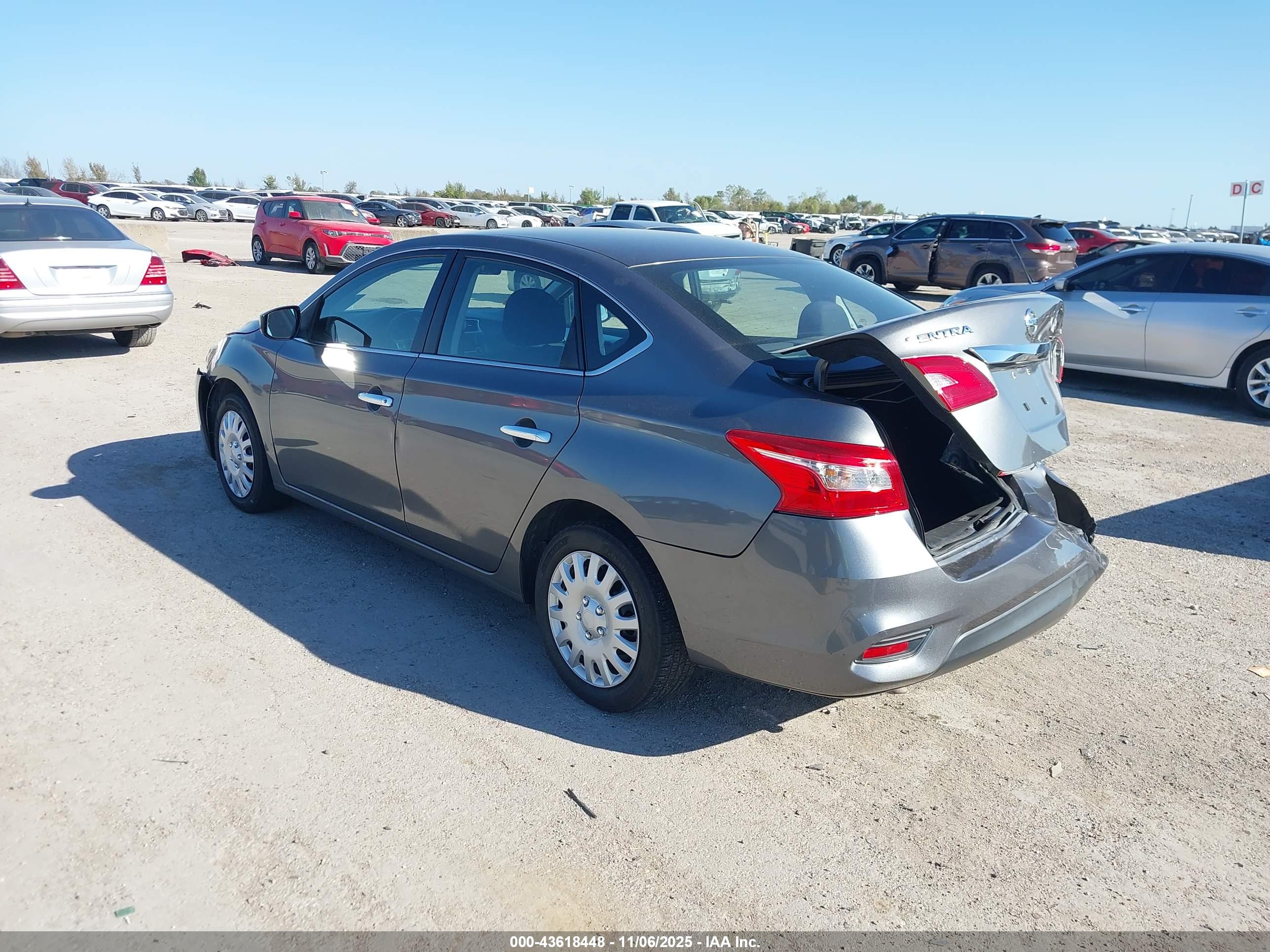 NISSAN SENTRA image 3