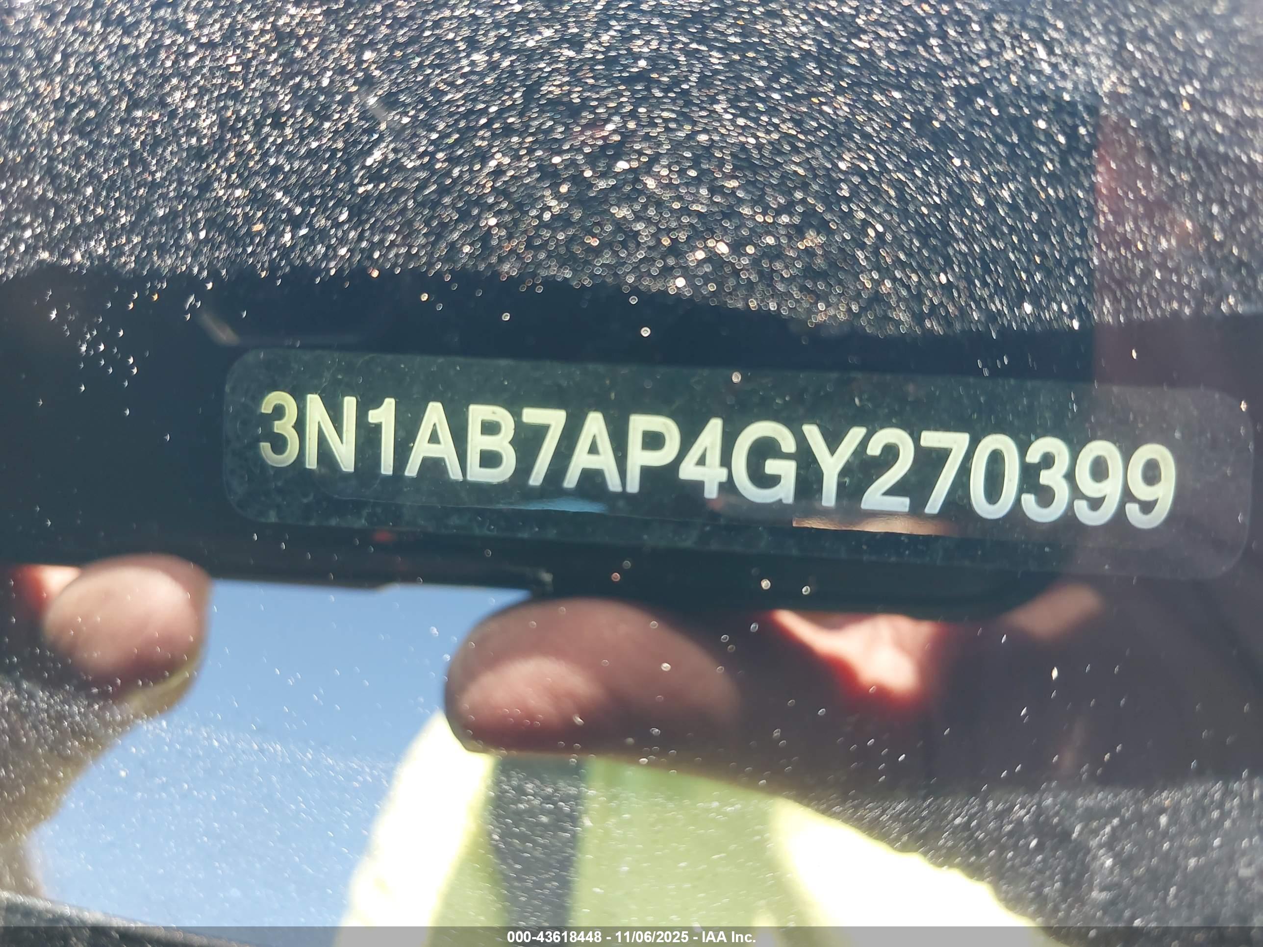 NISSAN SENTRA image 9