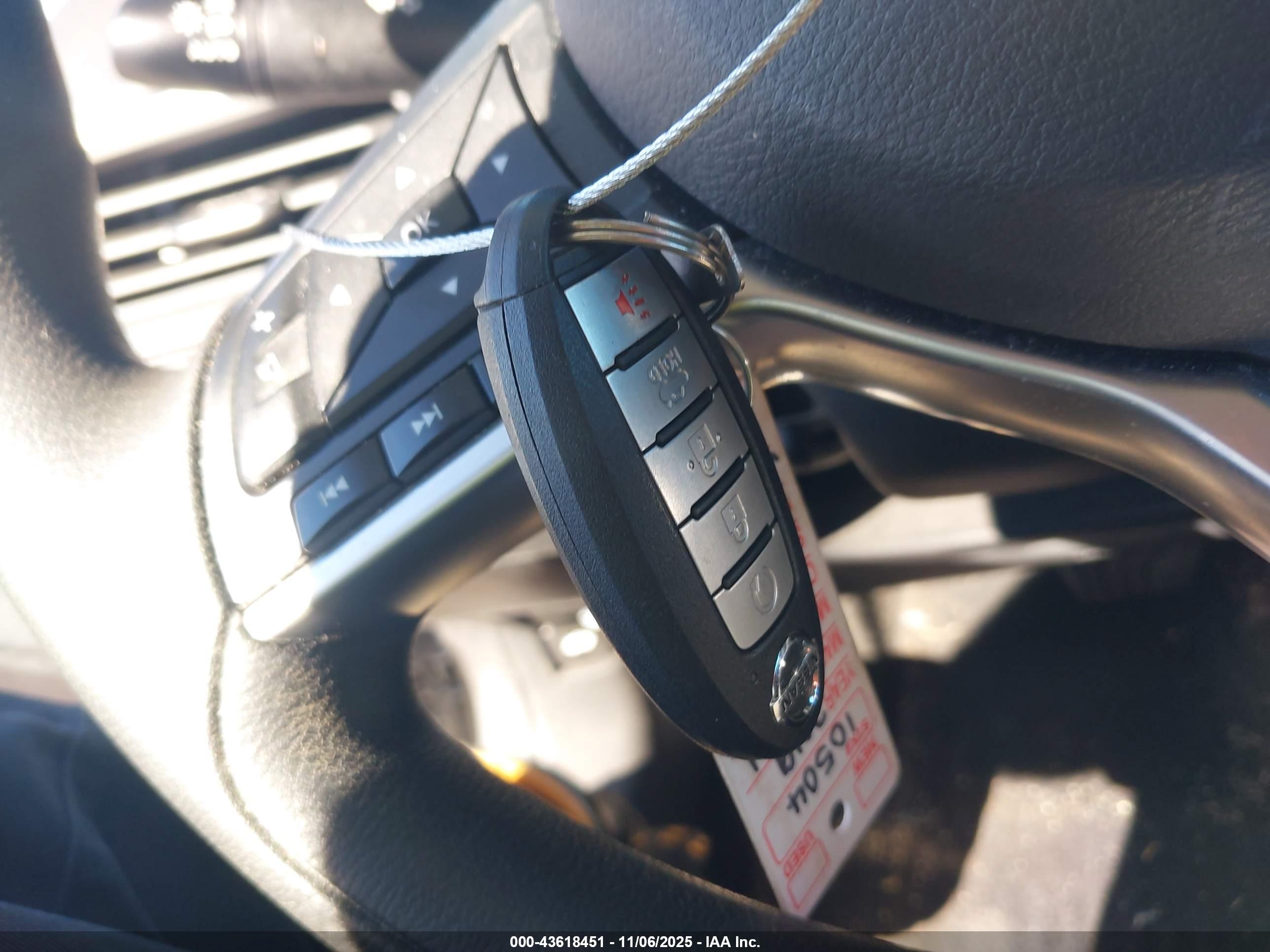 NISSAN ALTIMA image 11