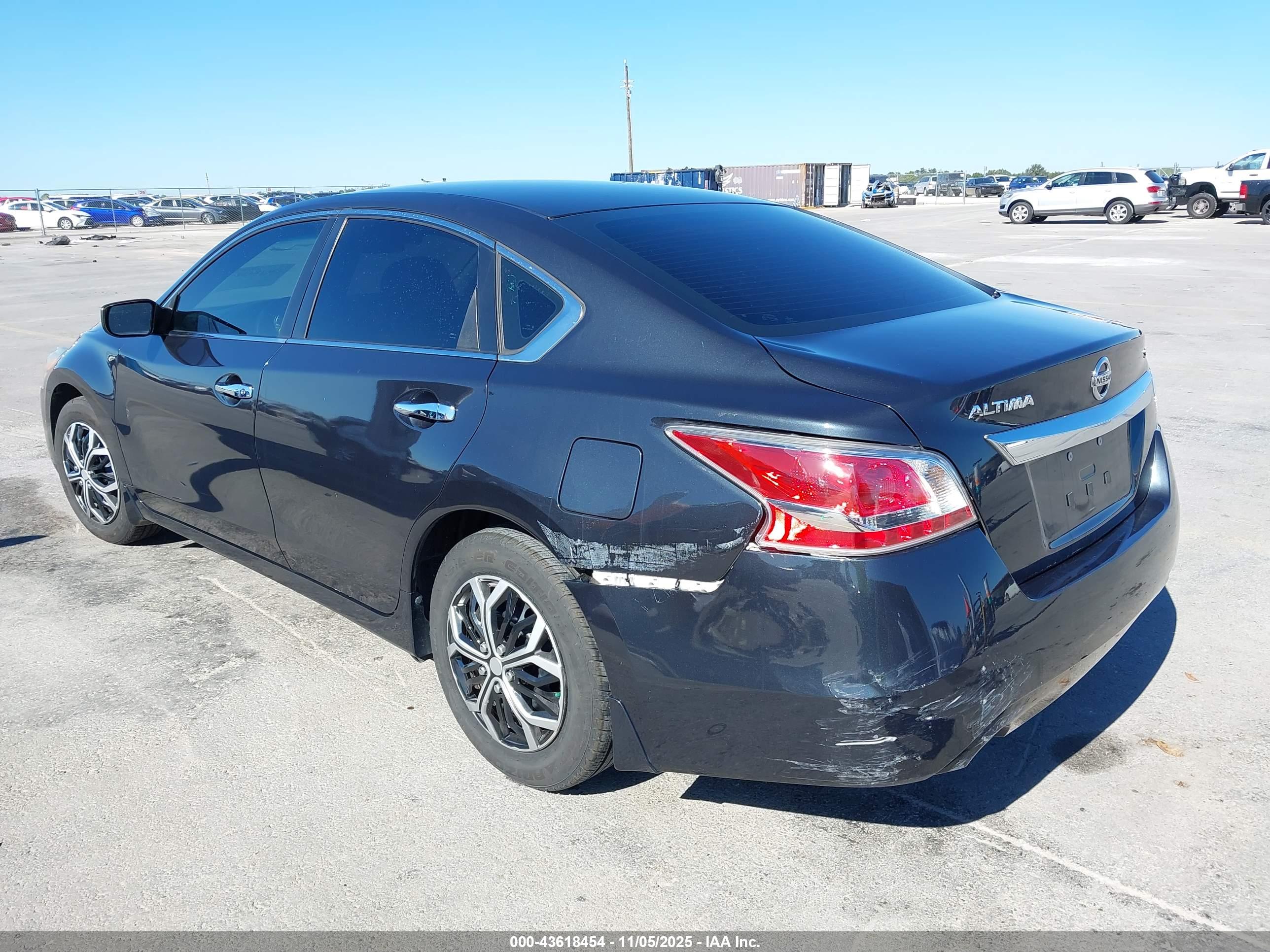 NISSAN ALTIMA image 3