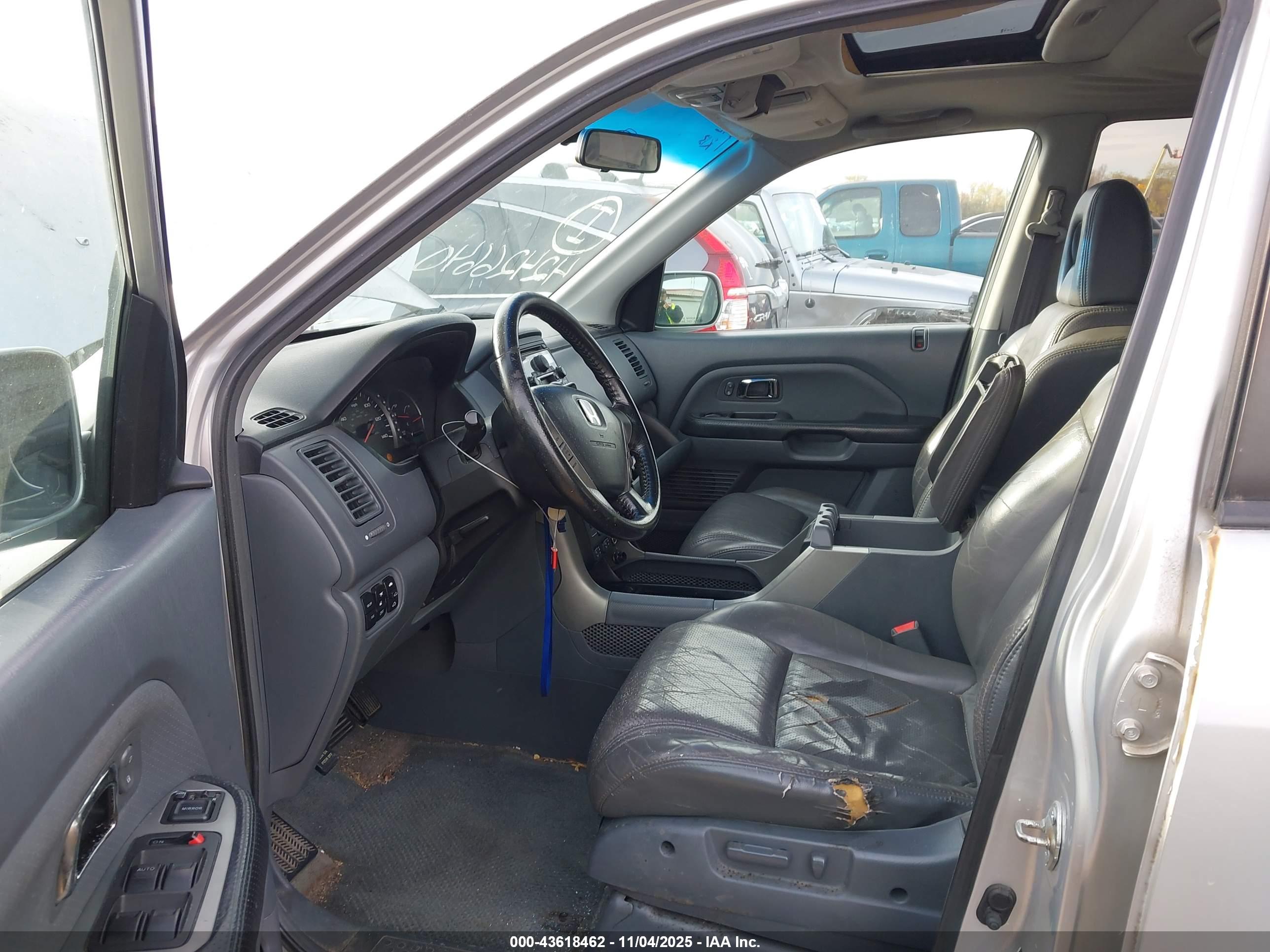 HONDA PILOT image 5