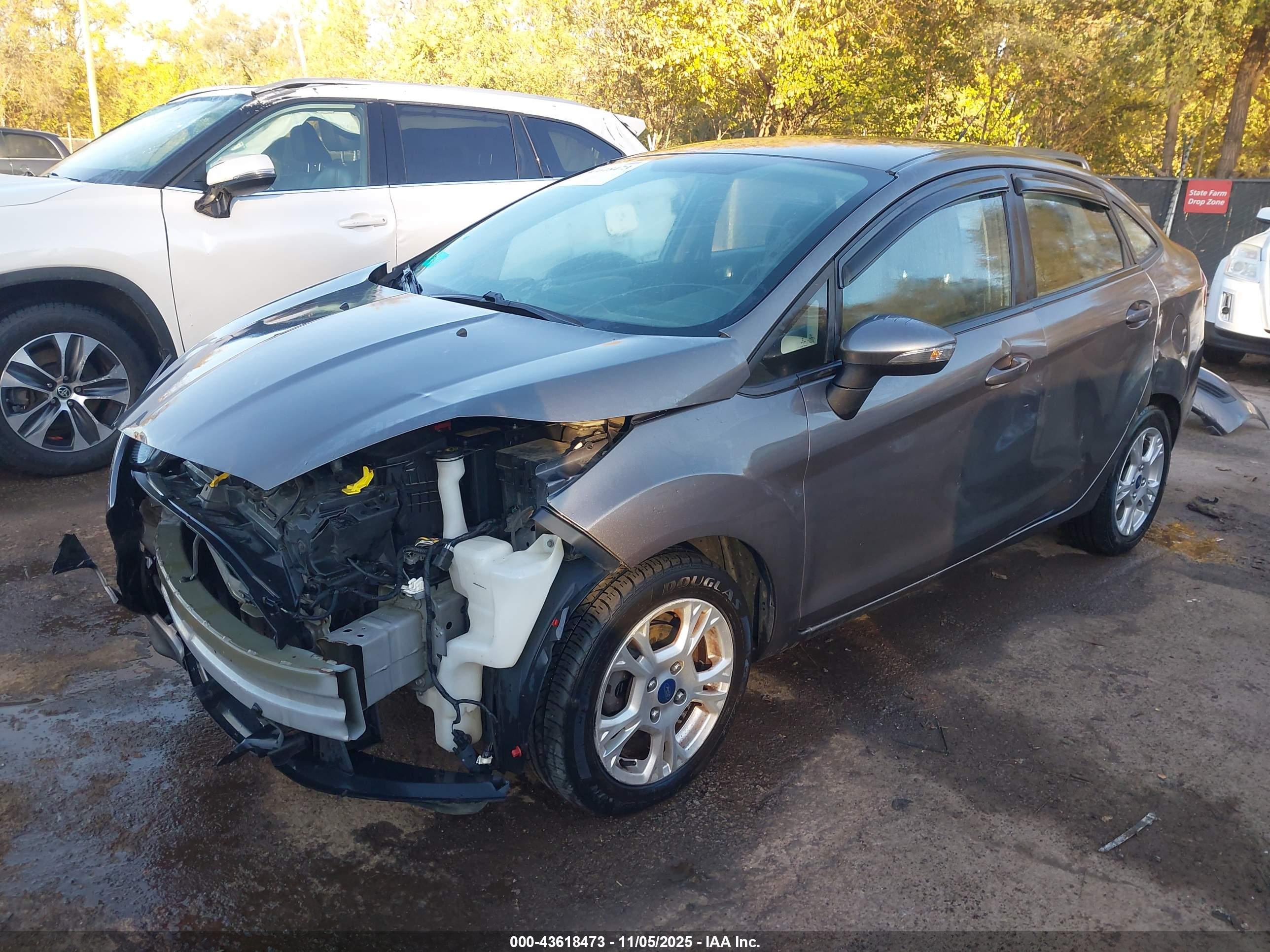 FORD FIESTA image 2