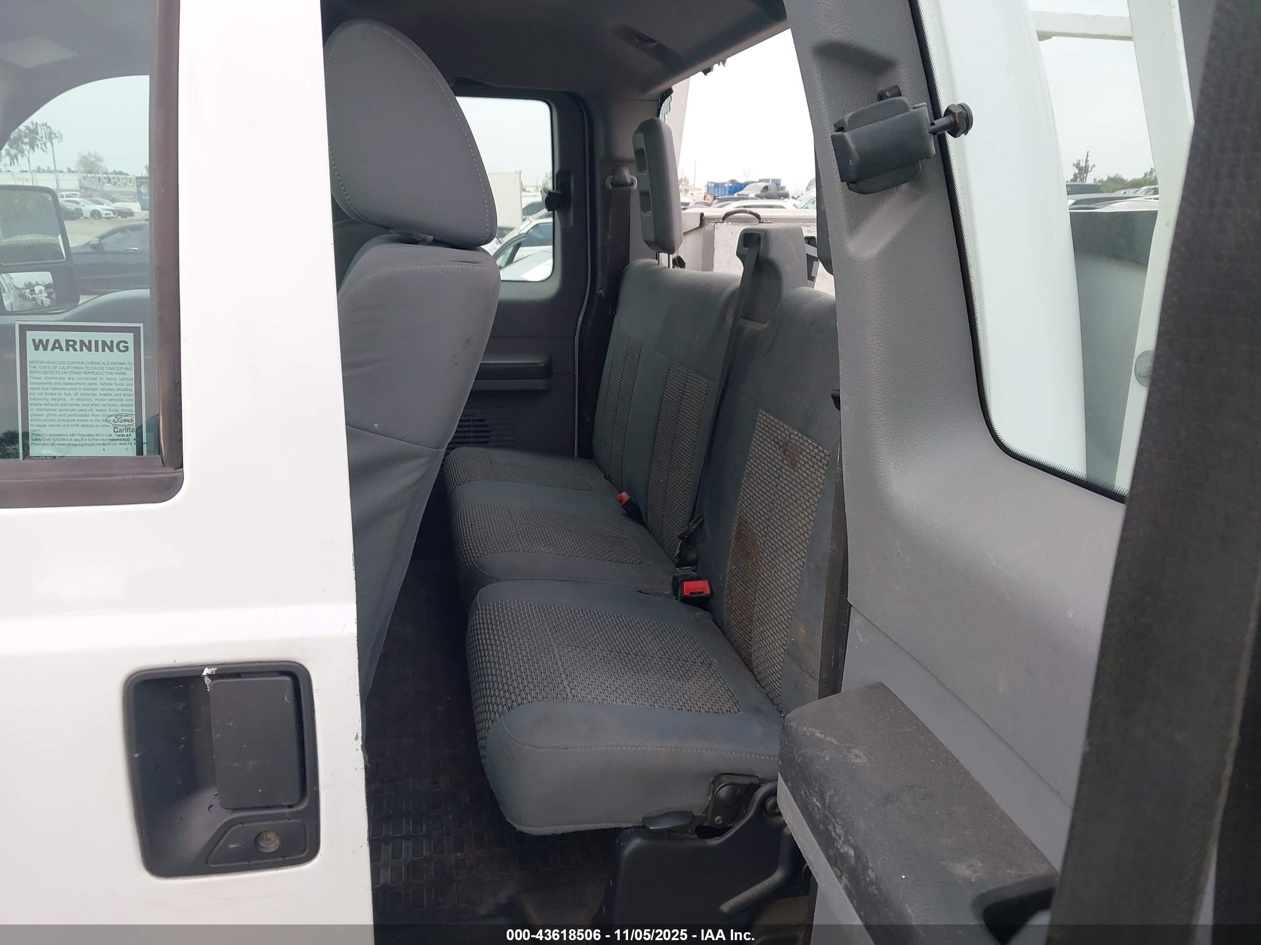 FORD F-250 image 8
