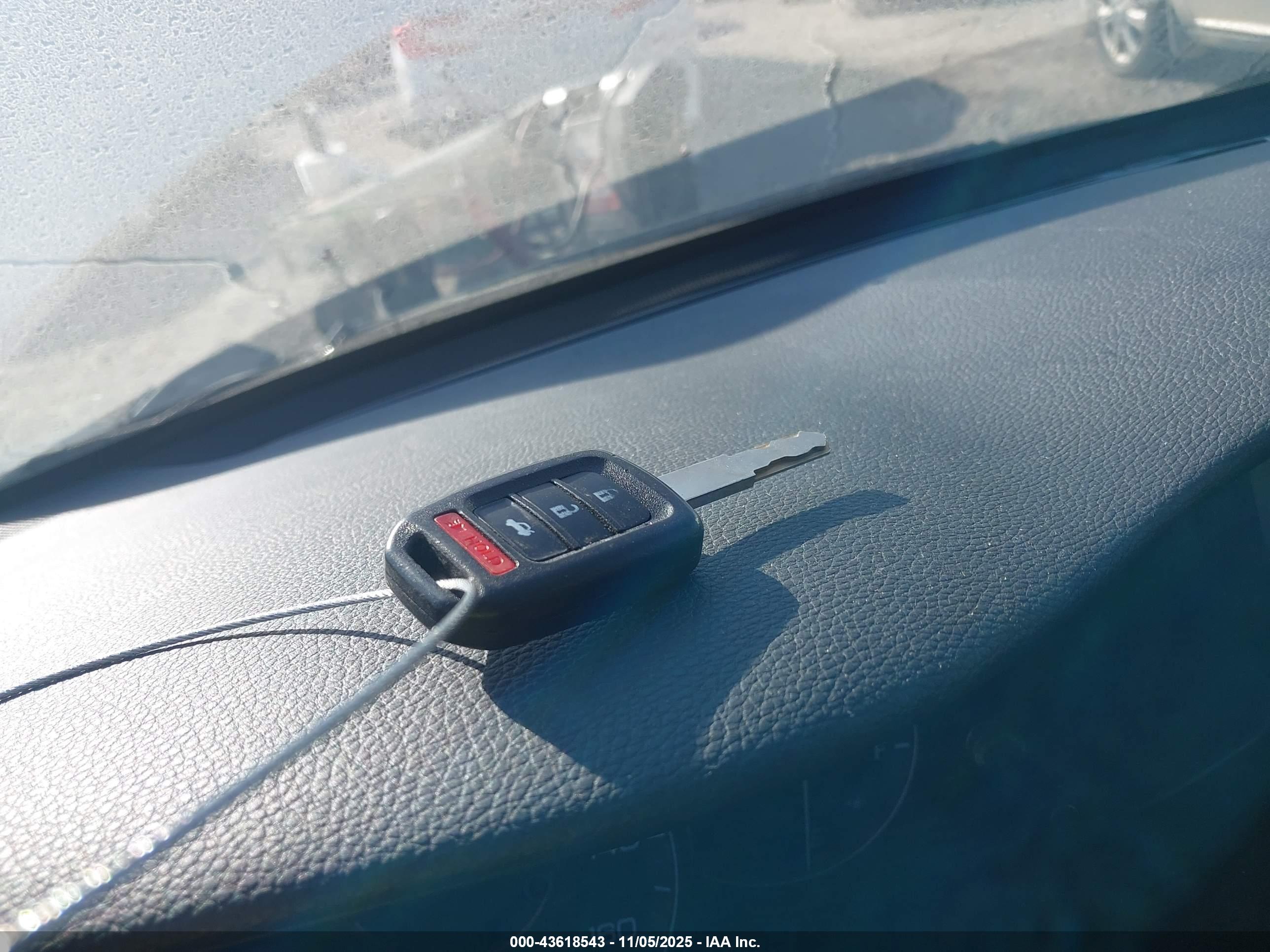 HONDA ACCORD image 11