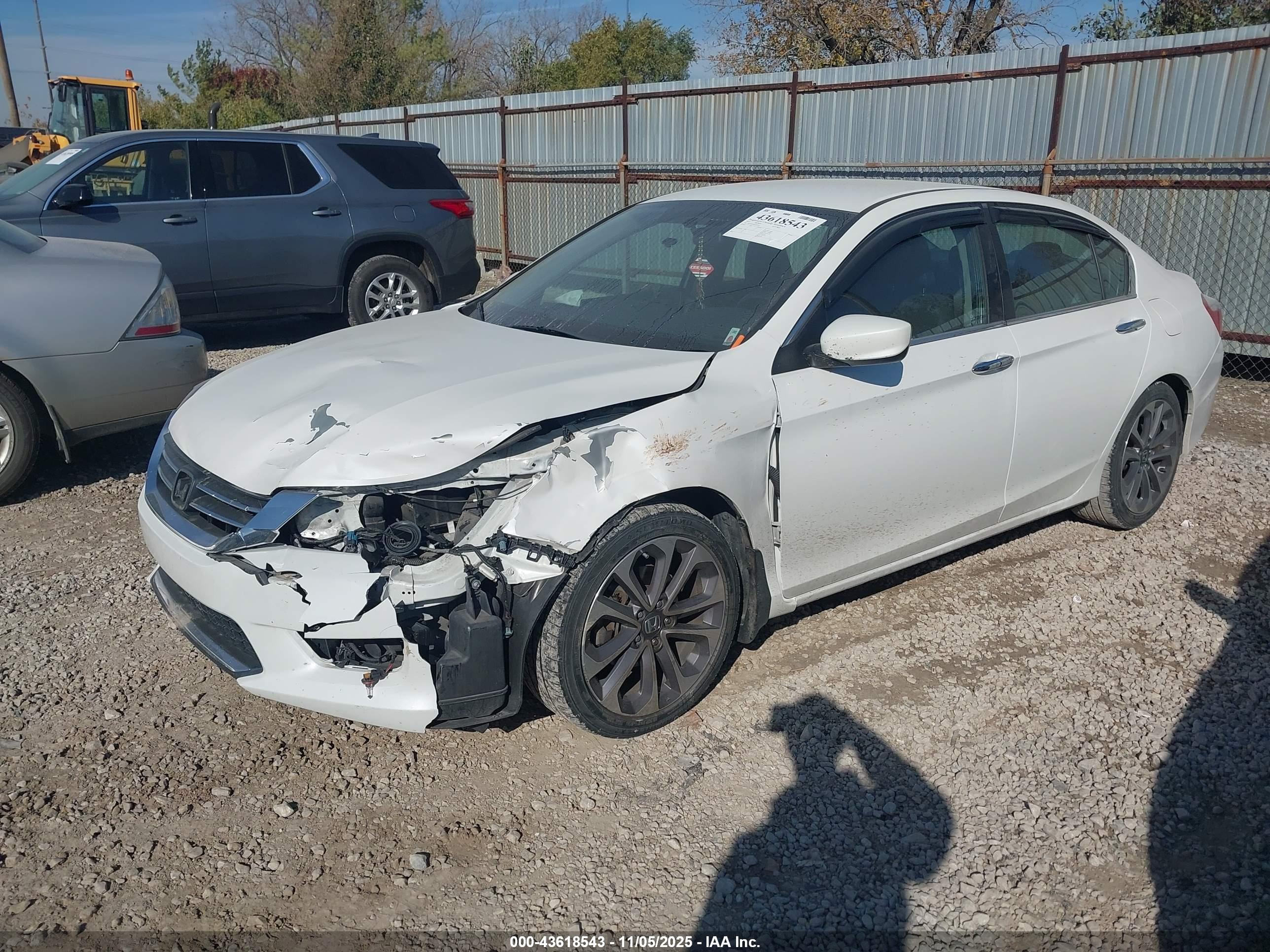 HONDA ACCORD image 2