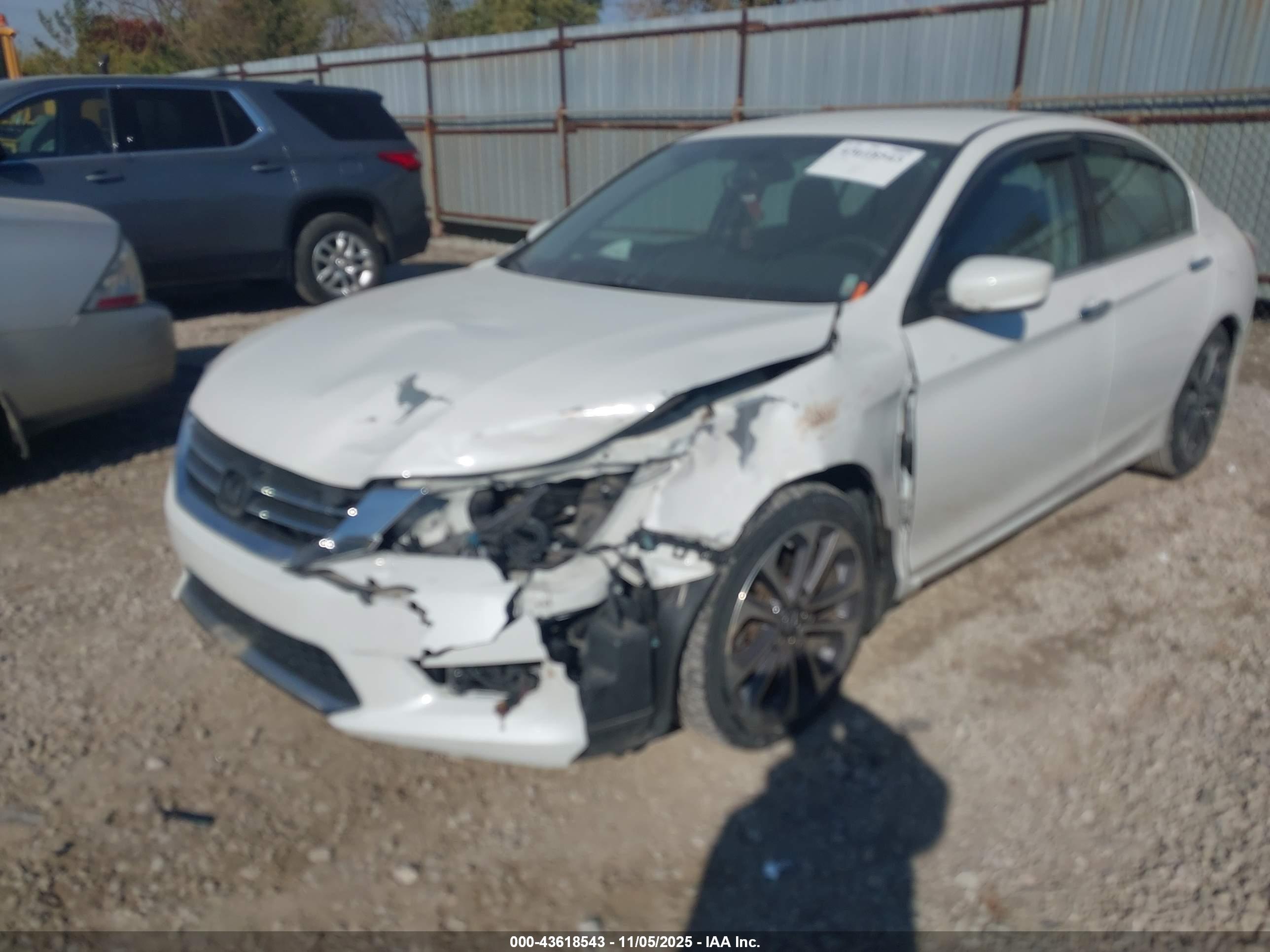 HONDA ACCORD image 6