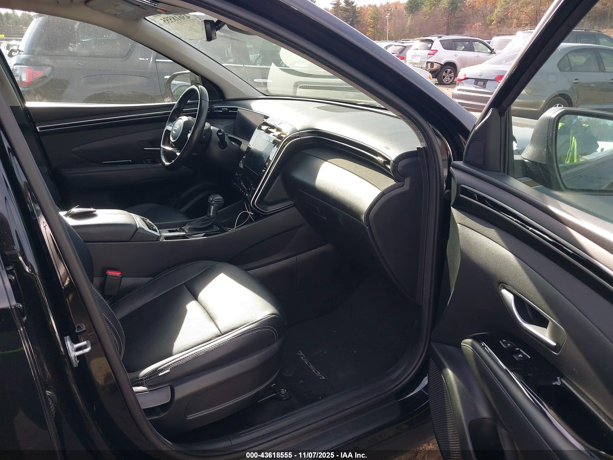 HYUNDAI TUCSON image 5