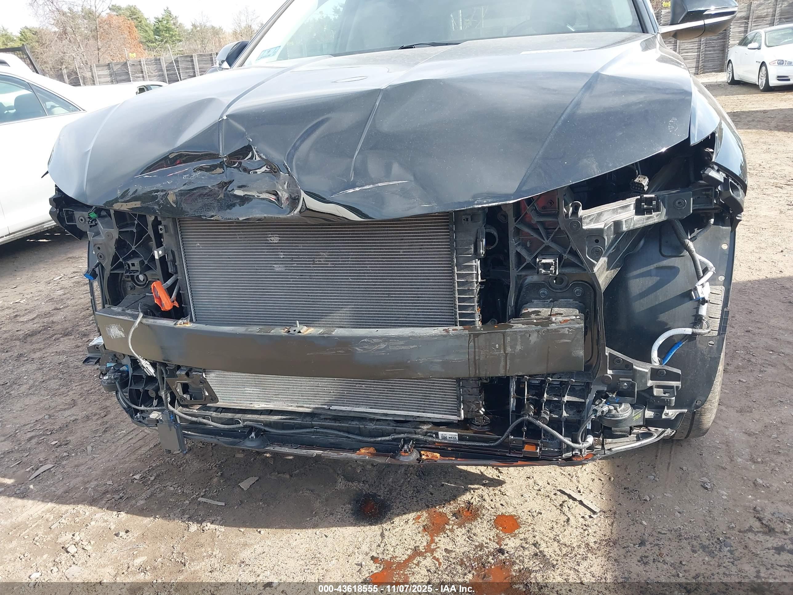 HYUNDAI TUCSON image 6