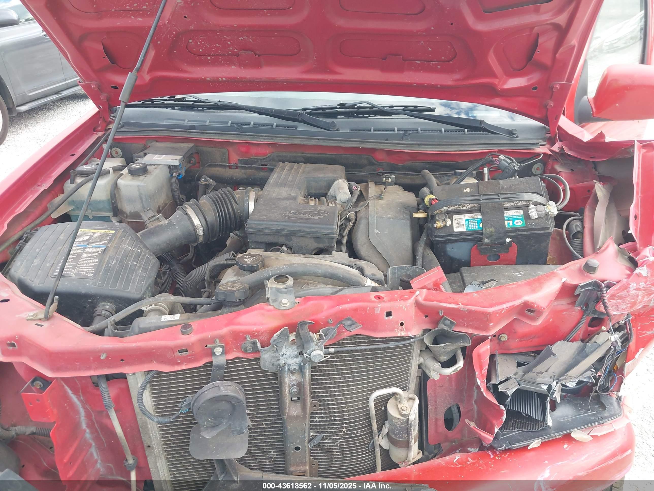 CHEVROLET COLORADO image 10