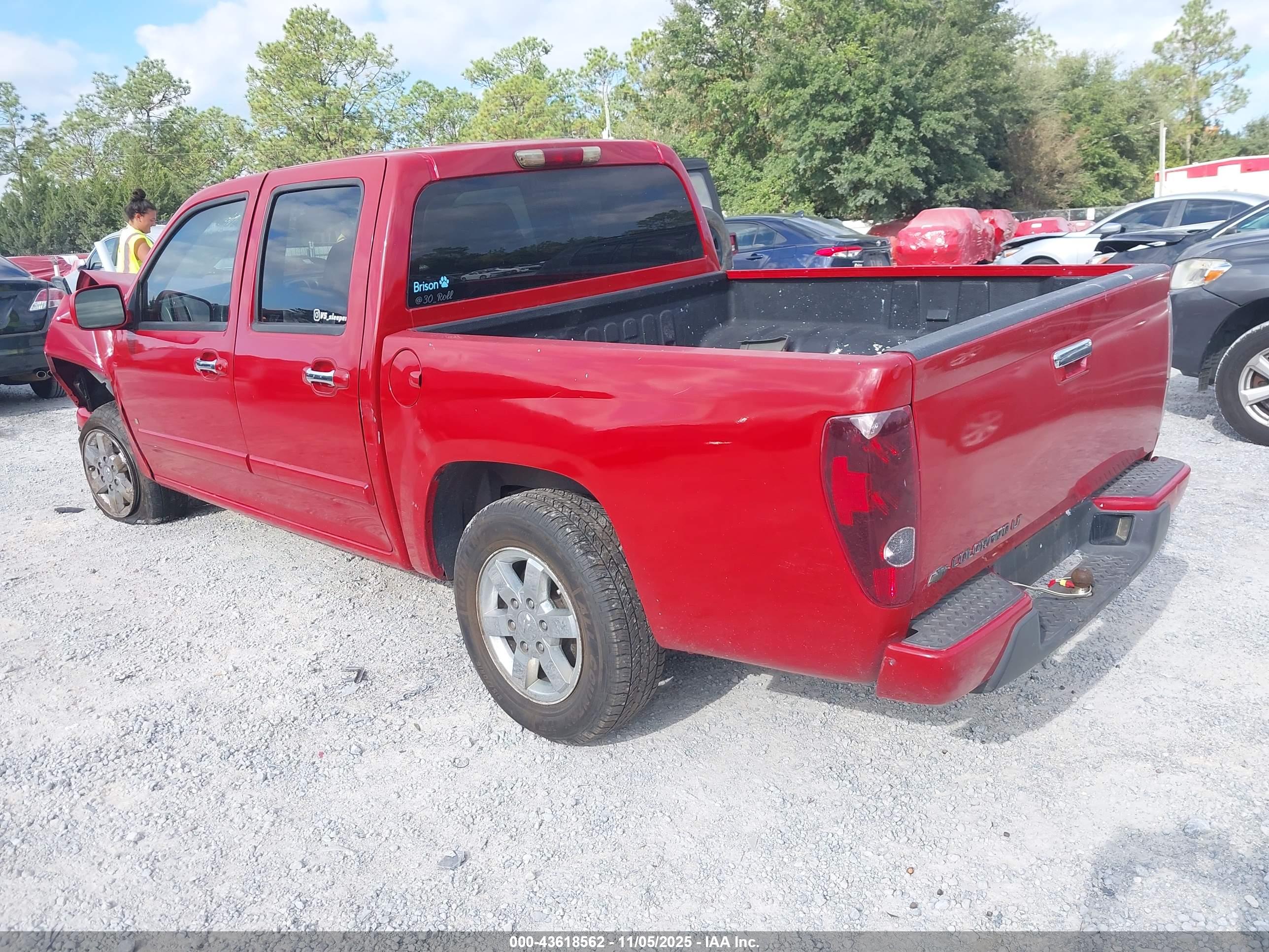 CHEVROLET COLORADO image 3