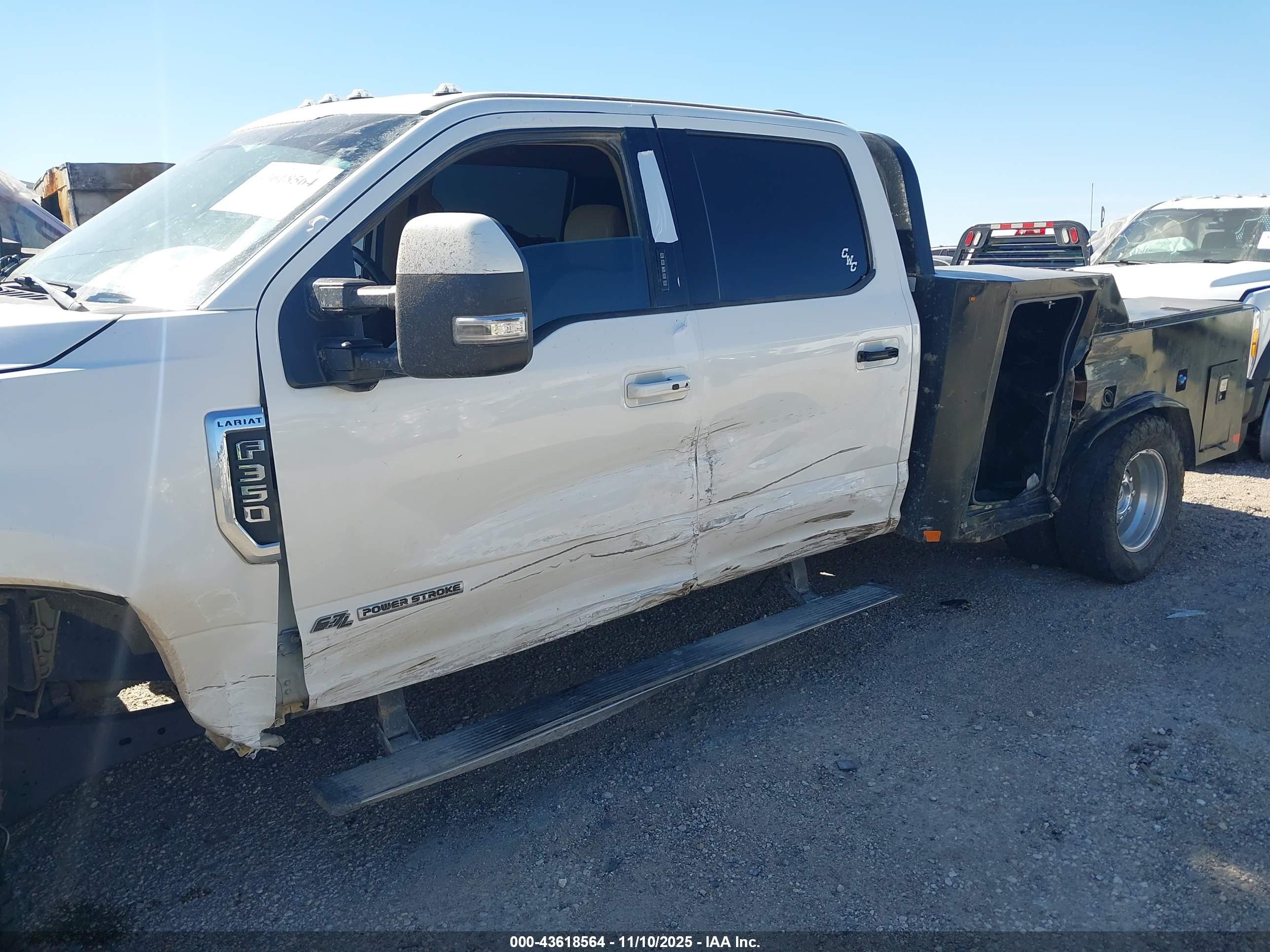 FORD F-350 image 6