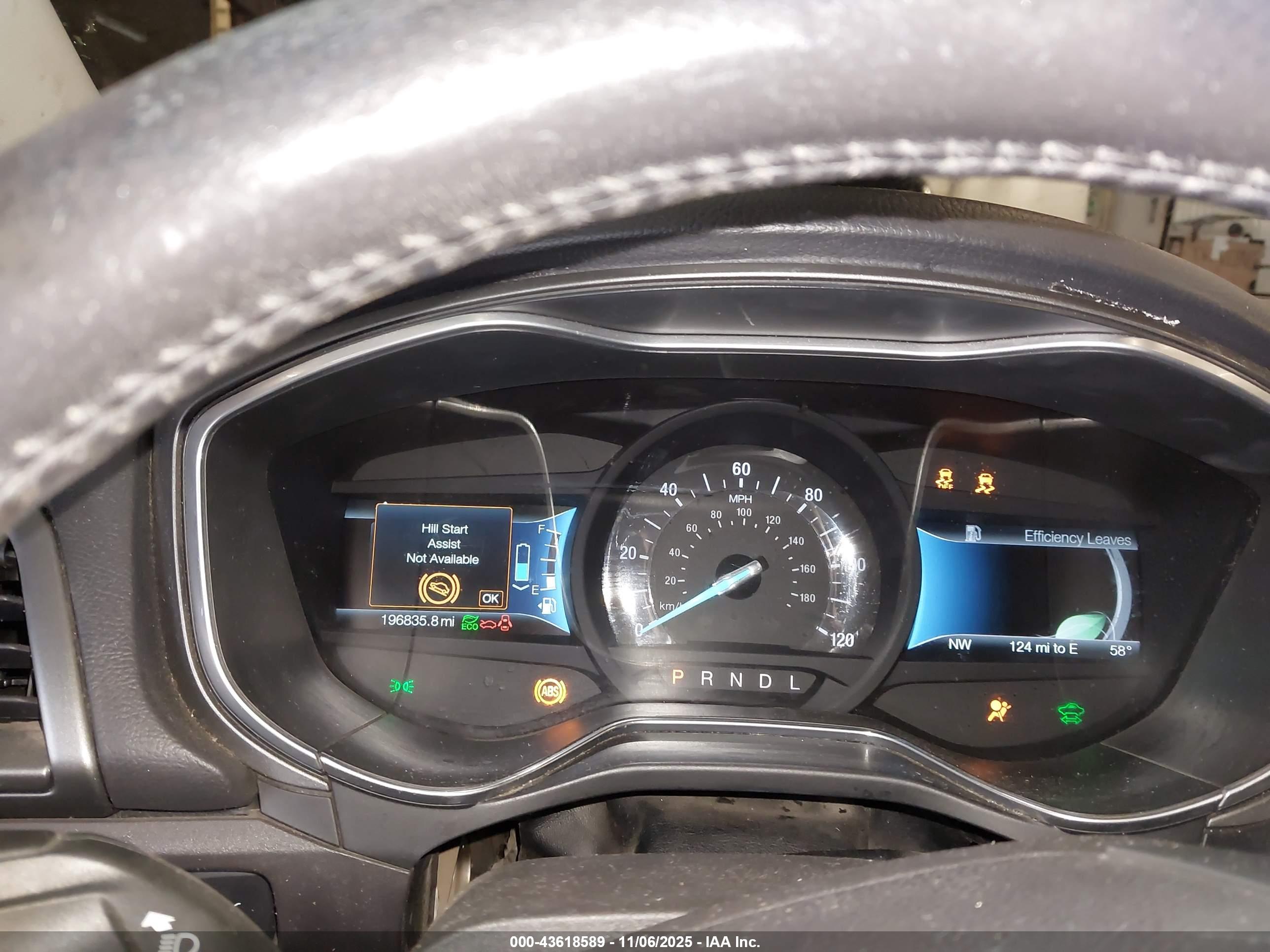 FORD FUSION image 7