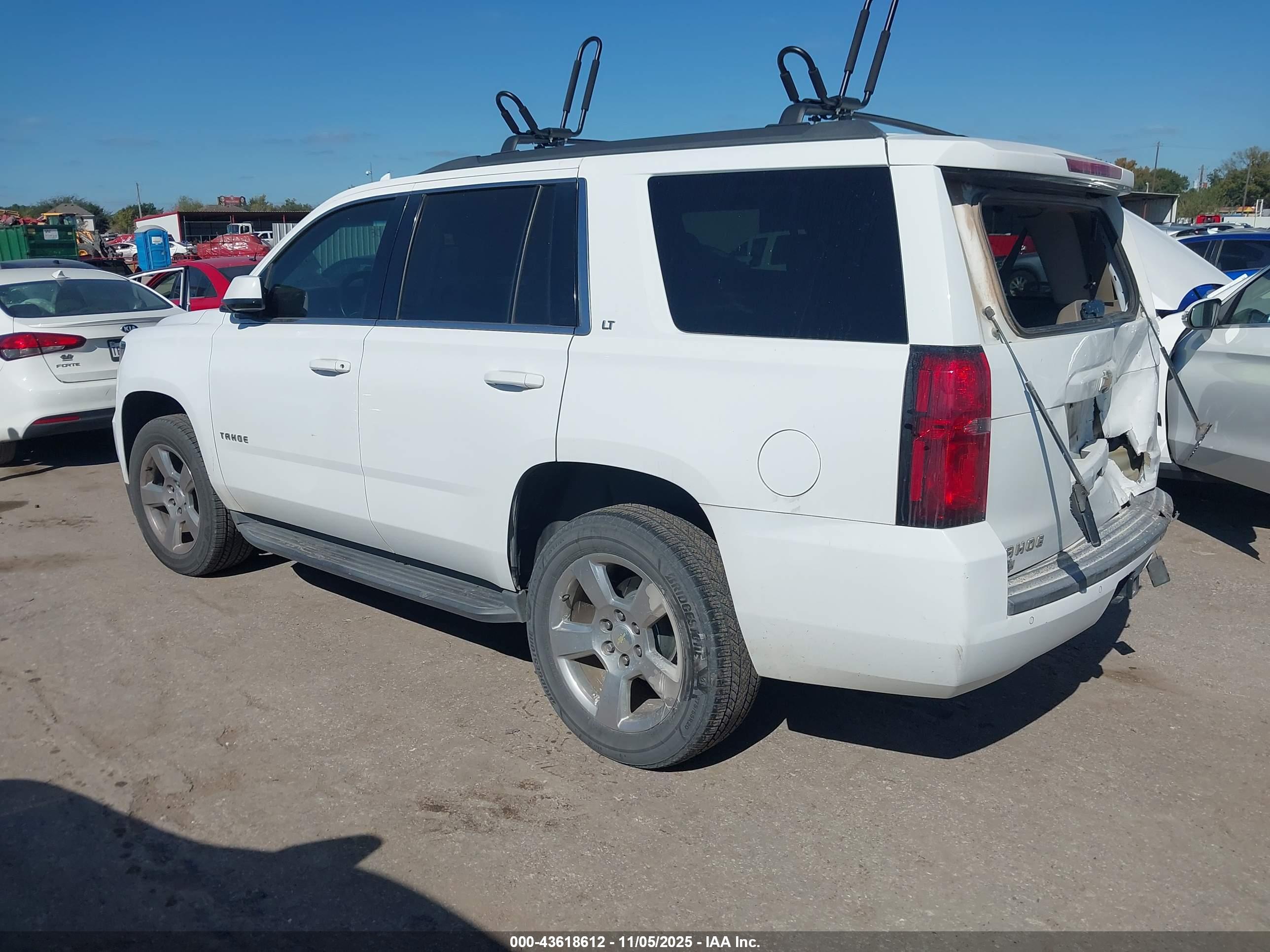 CHEVROLET TAHOE image 3