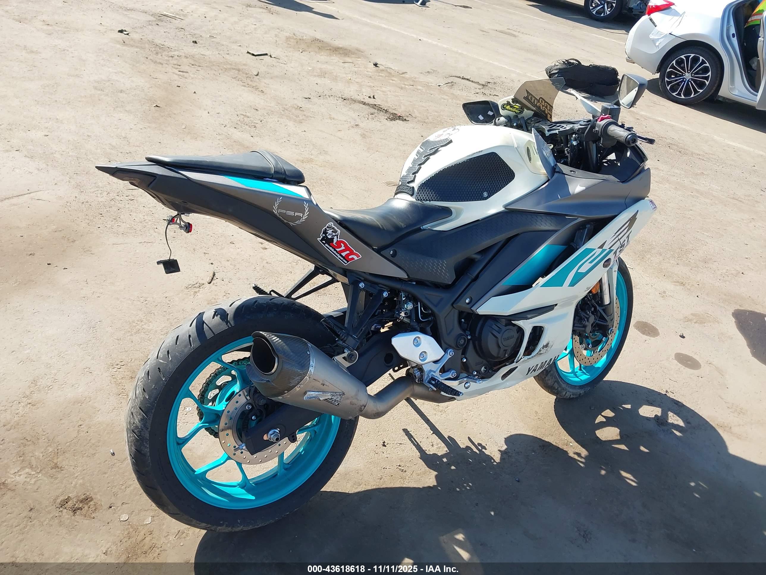 YAMAHA YZFR3 image 4