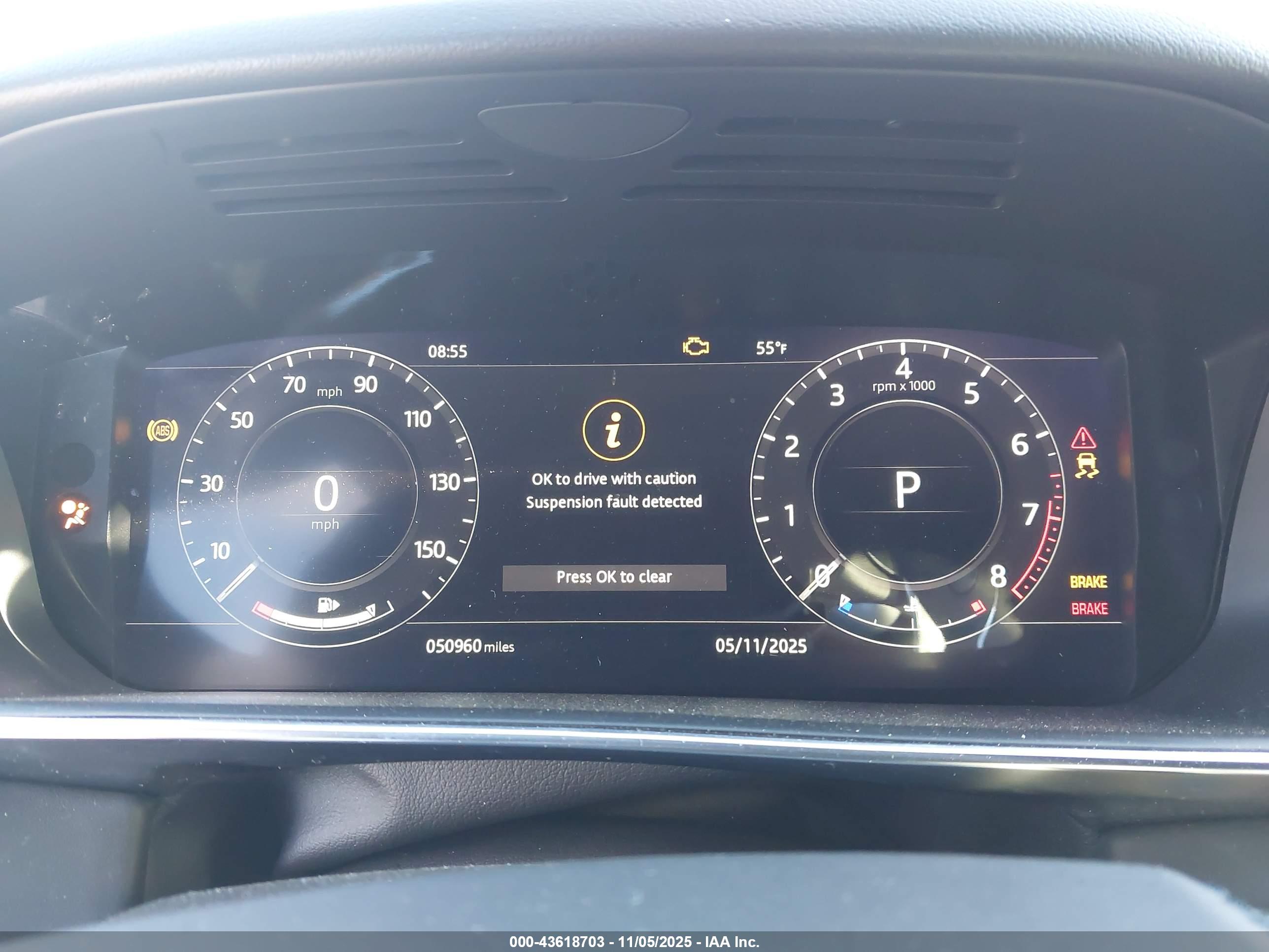 LAND ROVER image 7