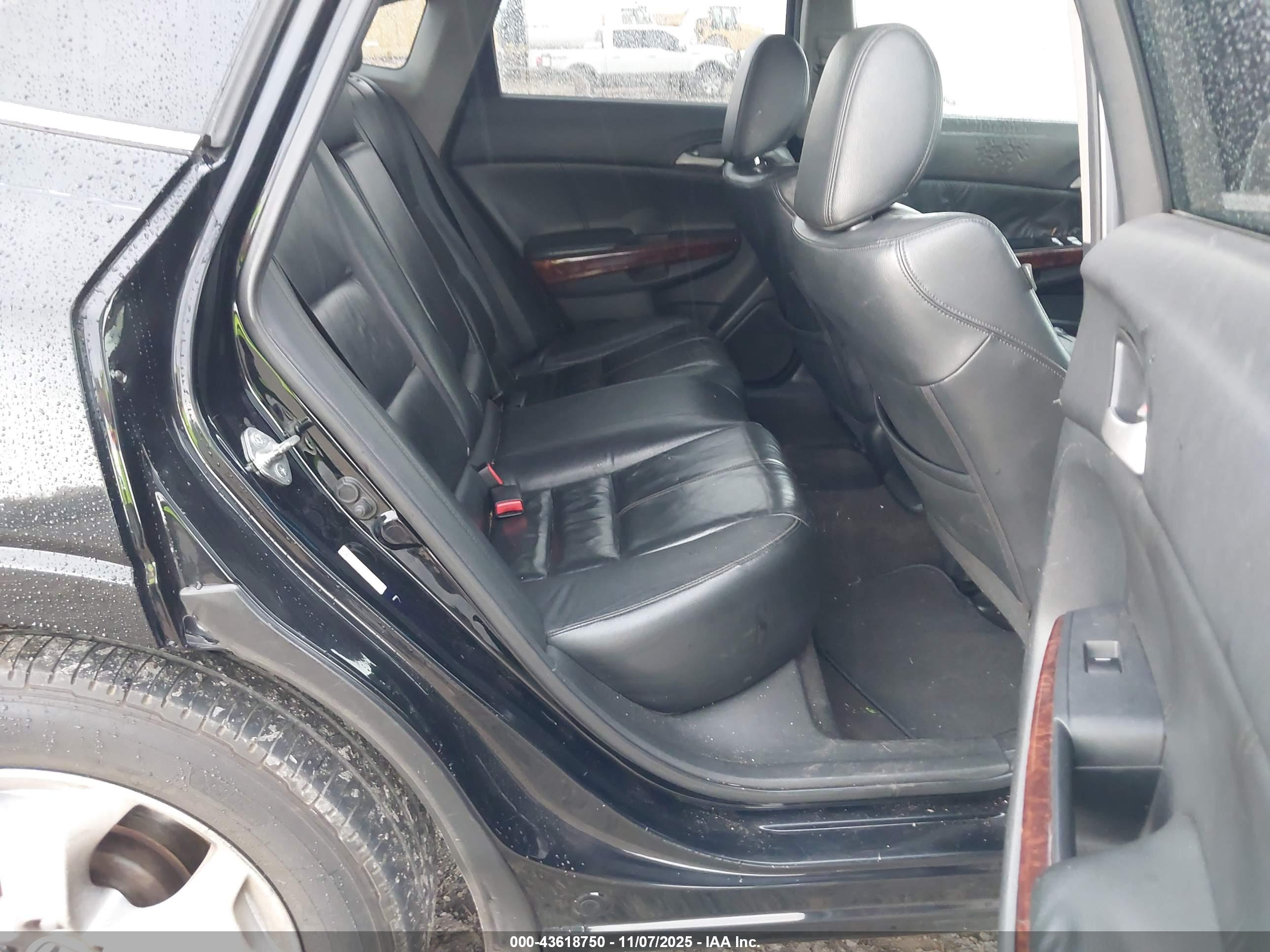 HONDA CROSSTOUR image 8