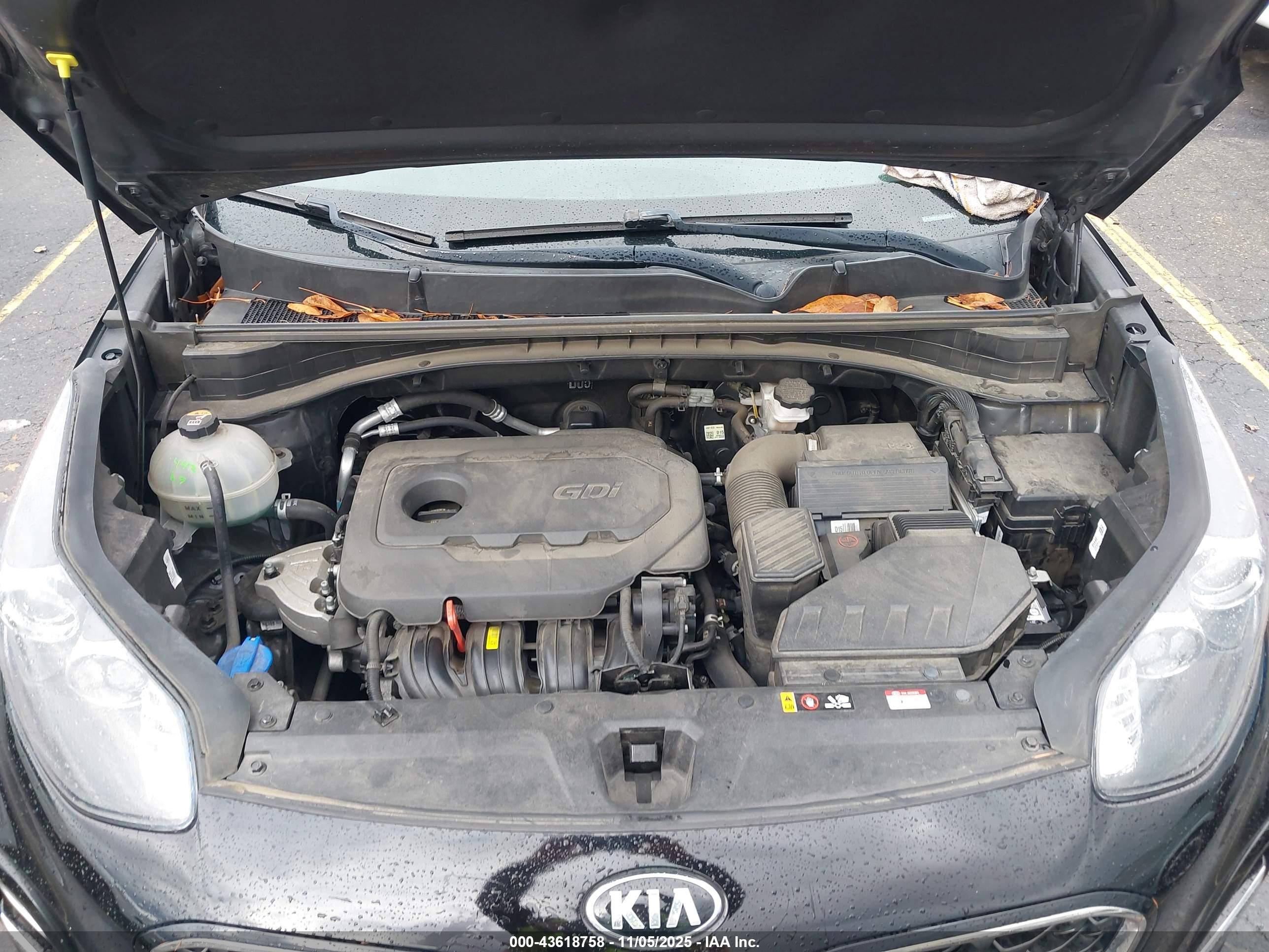 KIA SPORTAGE image 10