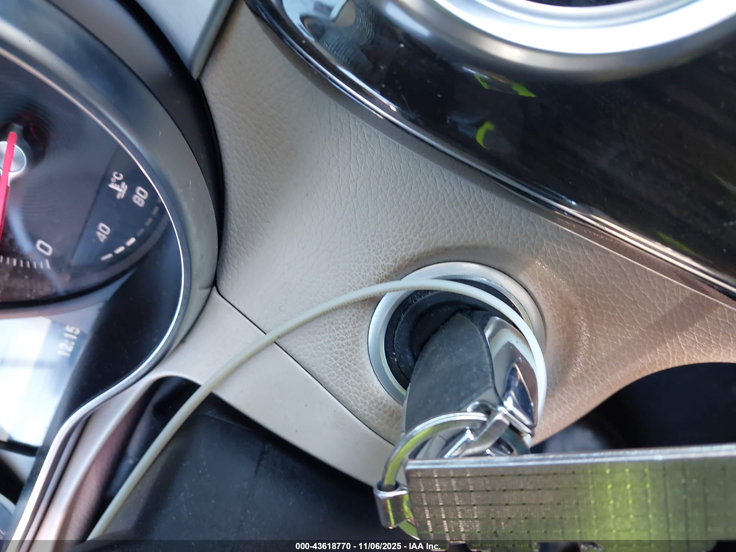 MERCEDES-BENZ GLC image 11