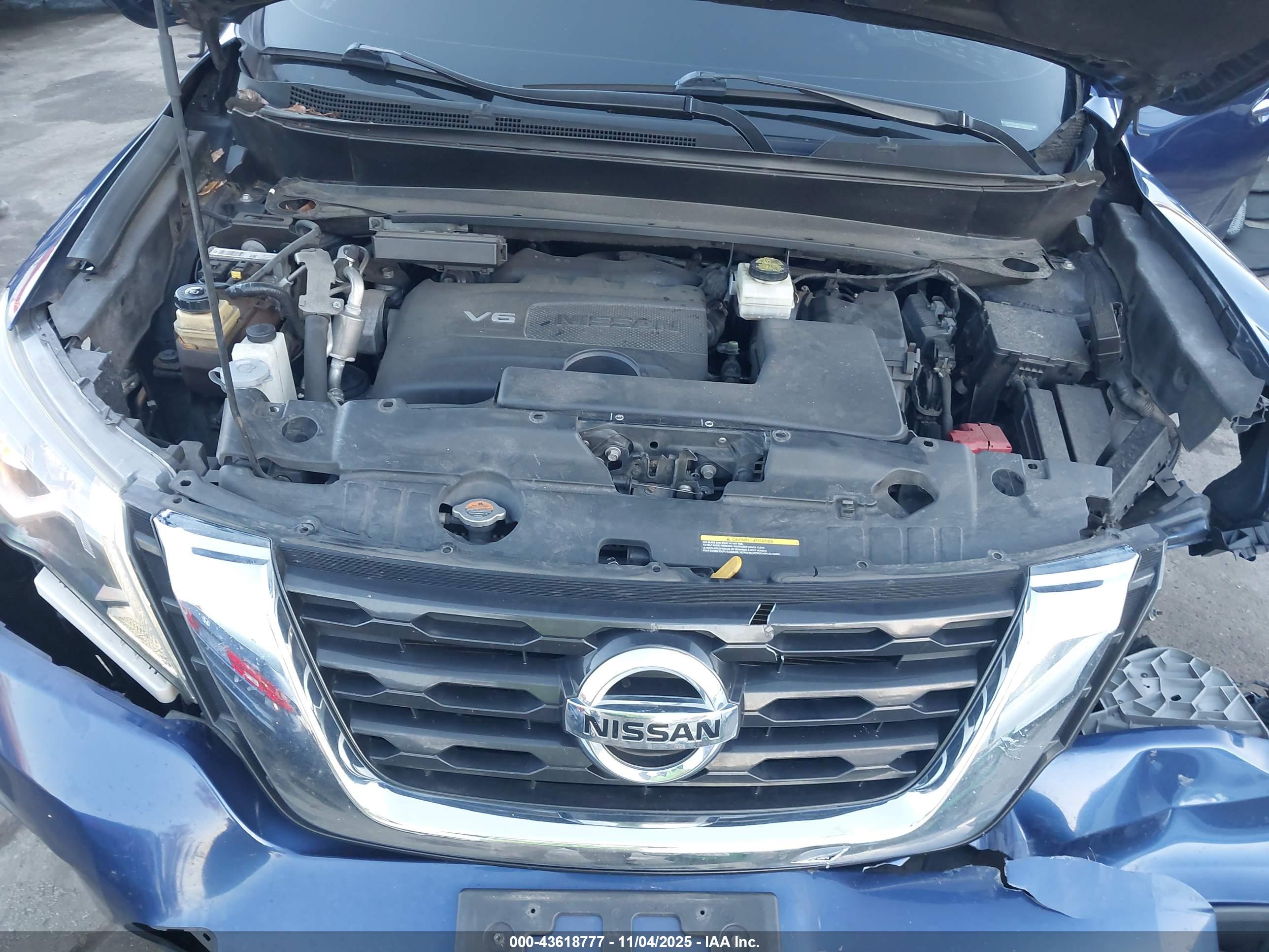 NISSAN PATHFINDER image 10