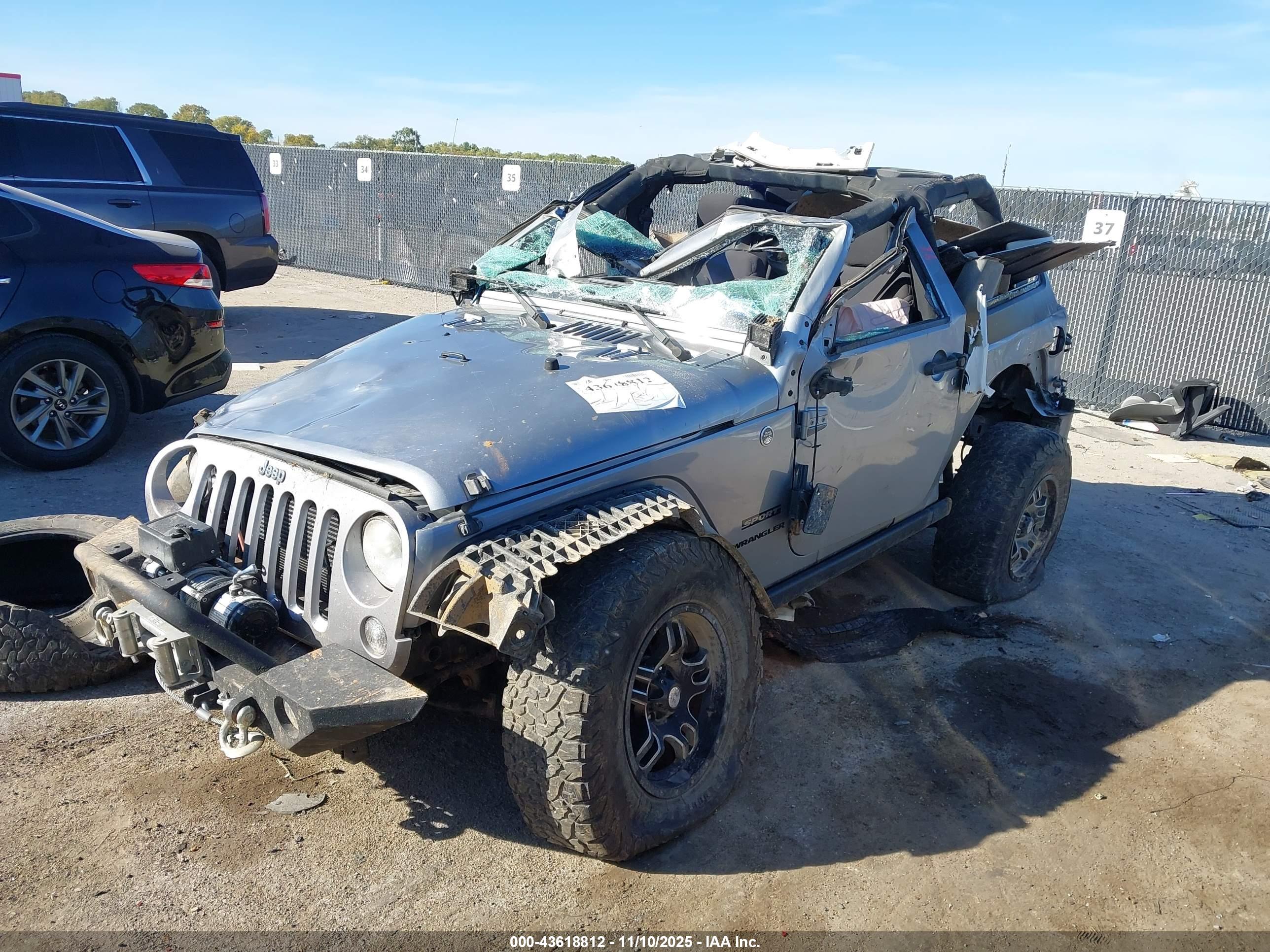 JEEP WRANGLER image 2