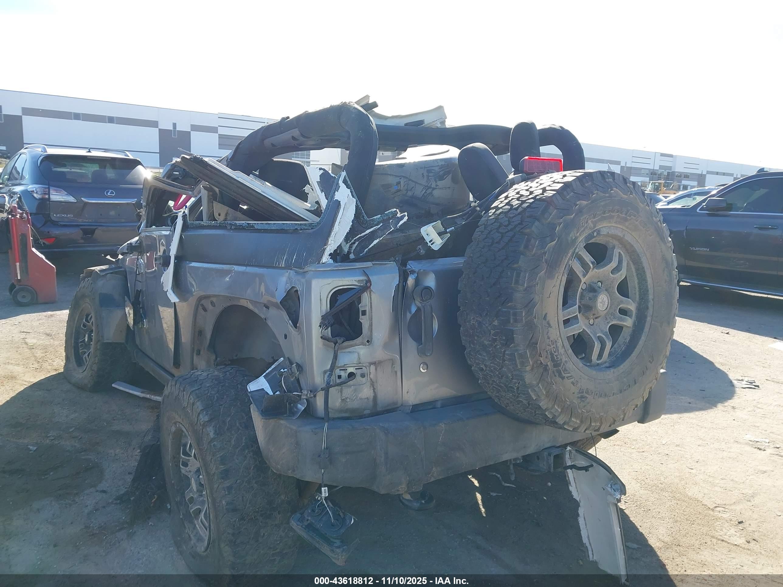 JEEP WRANGLER image 6