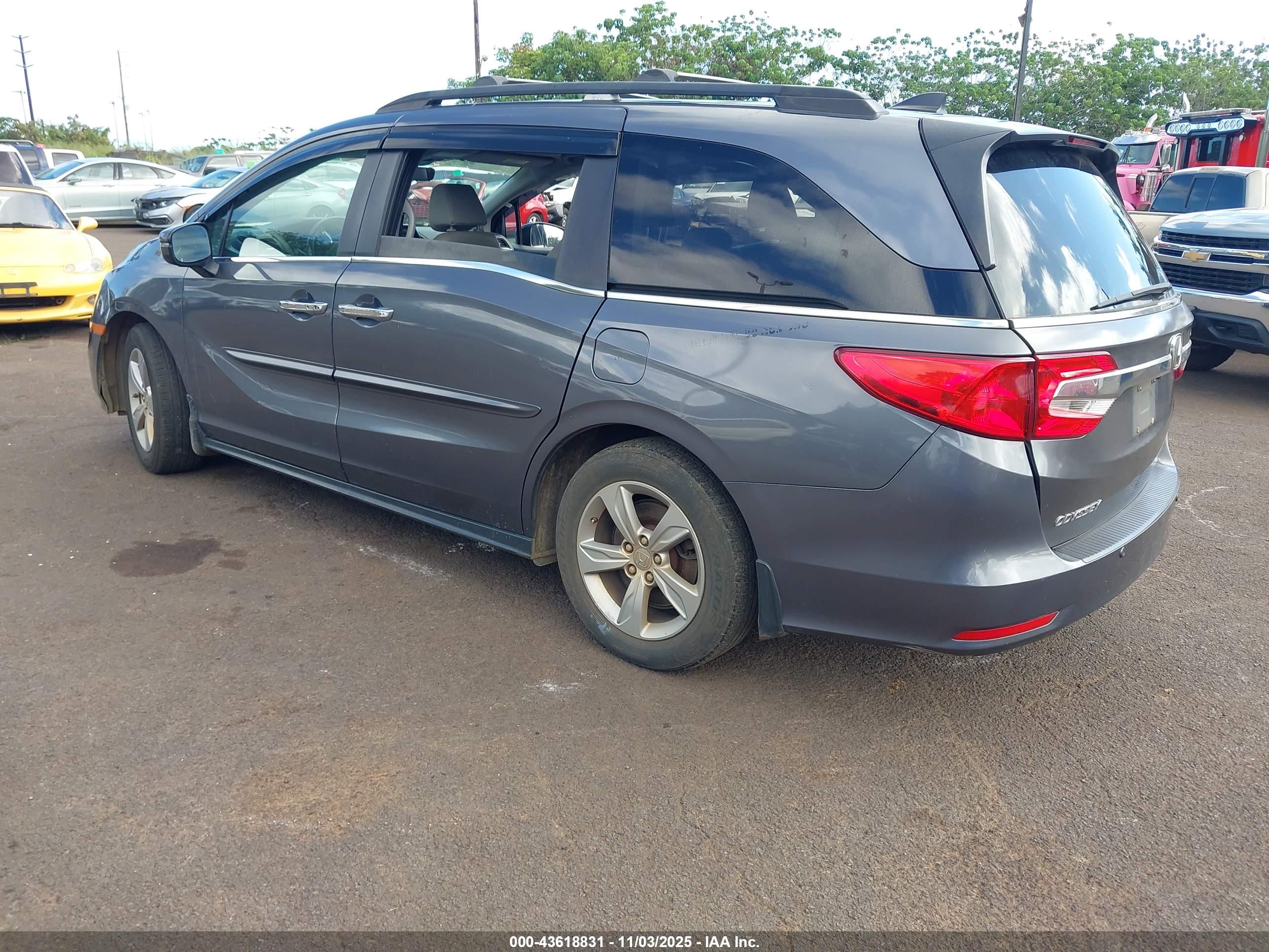 HONDA ODYSSEY image 3