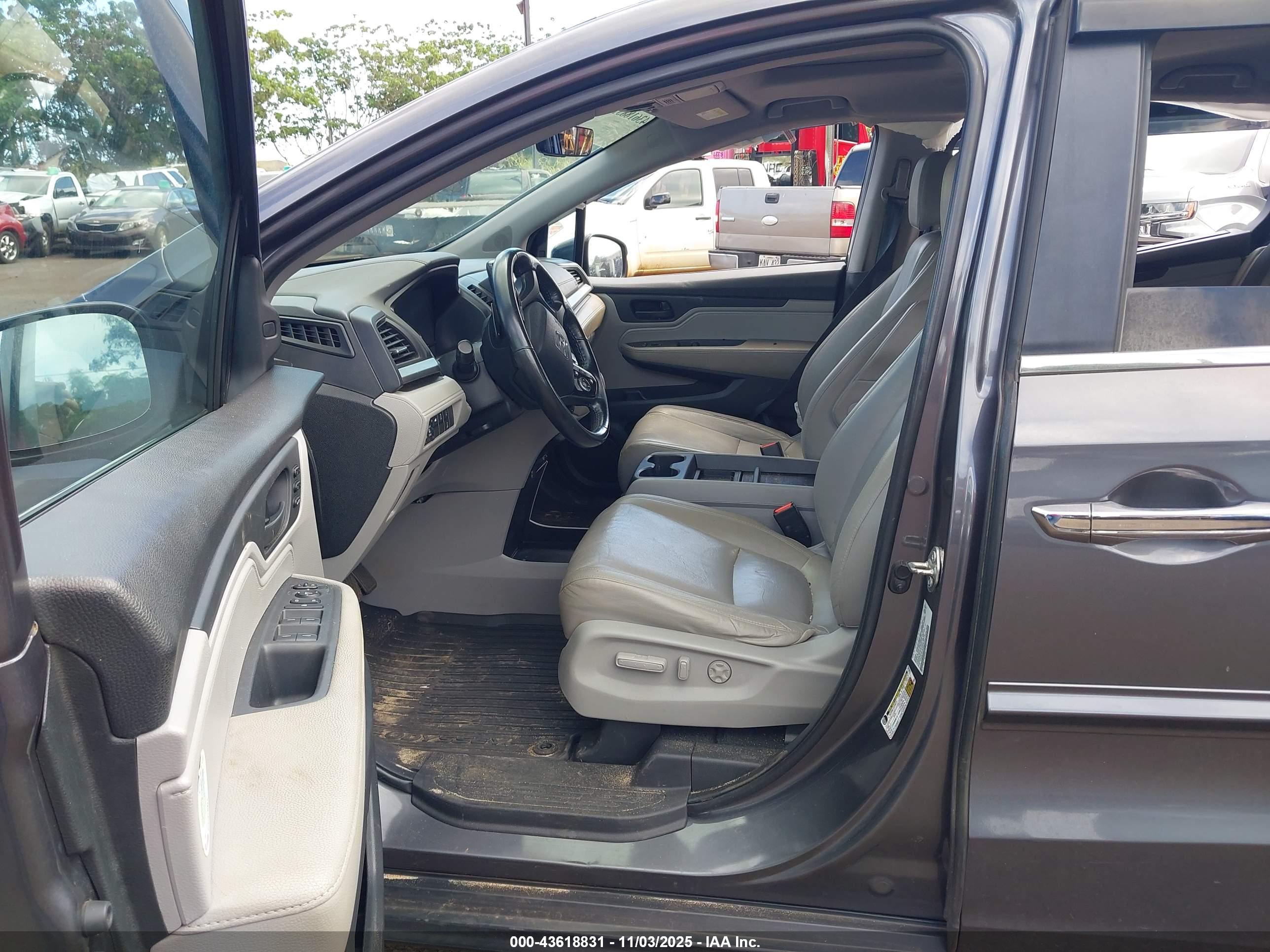 HONDA ODYSSEY image 5