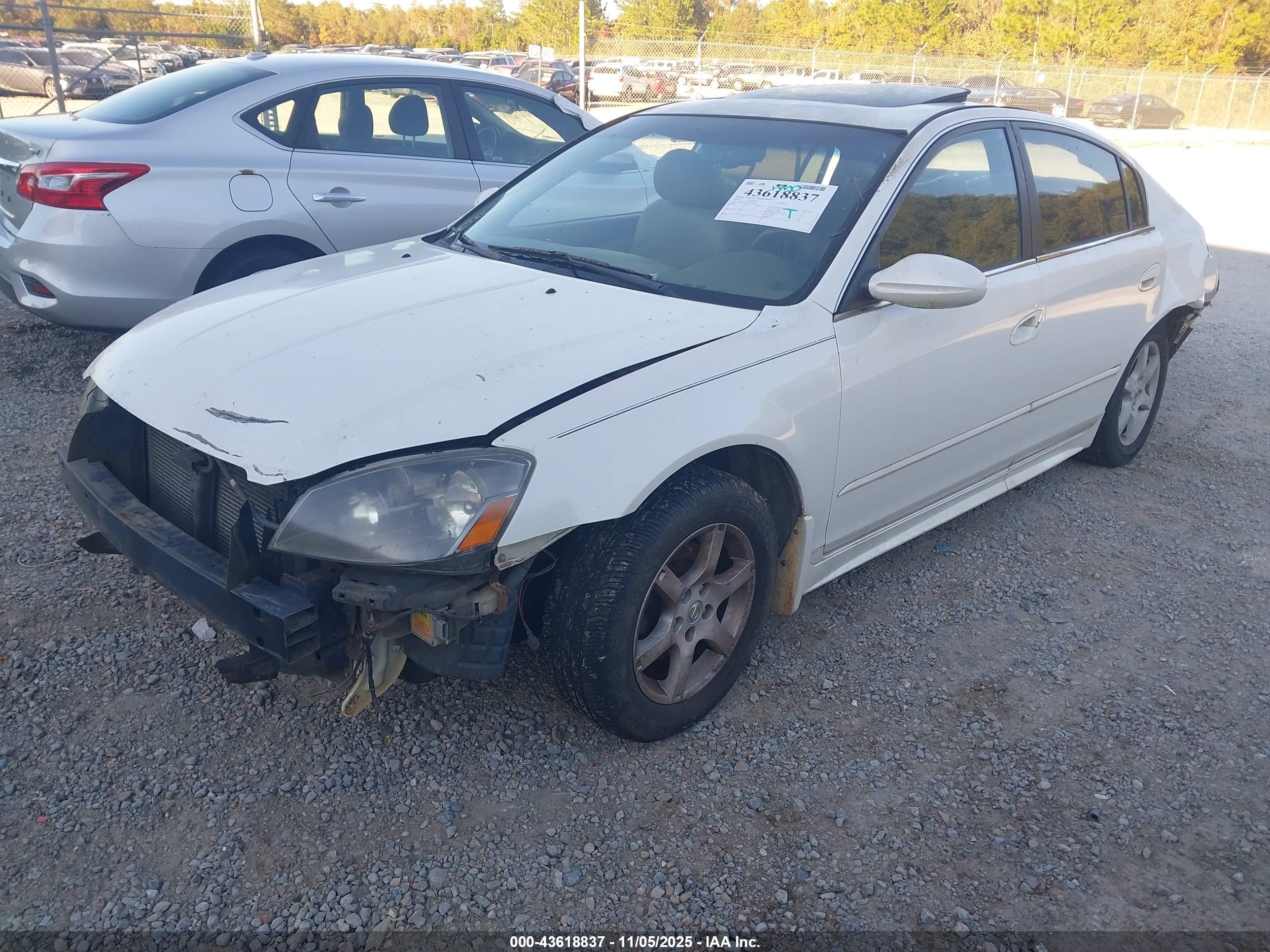 NISSAN ALTIMA image 2