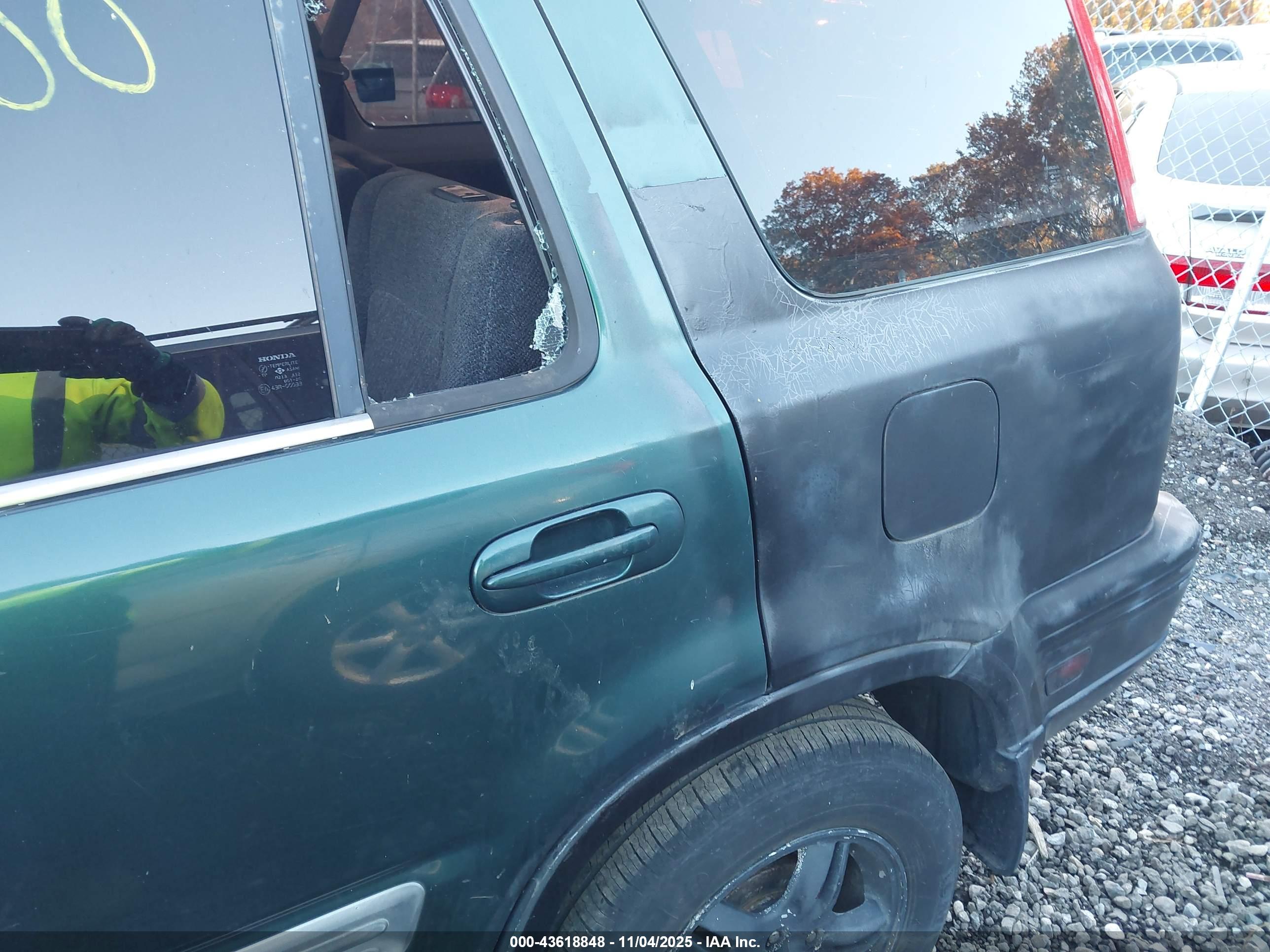 HONDA CR-V image 6