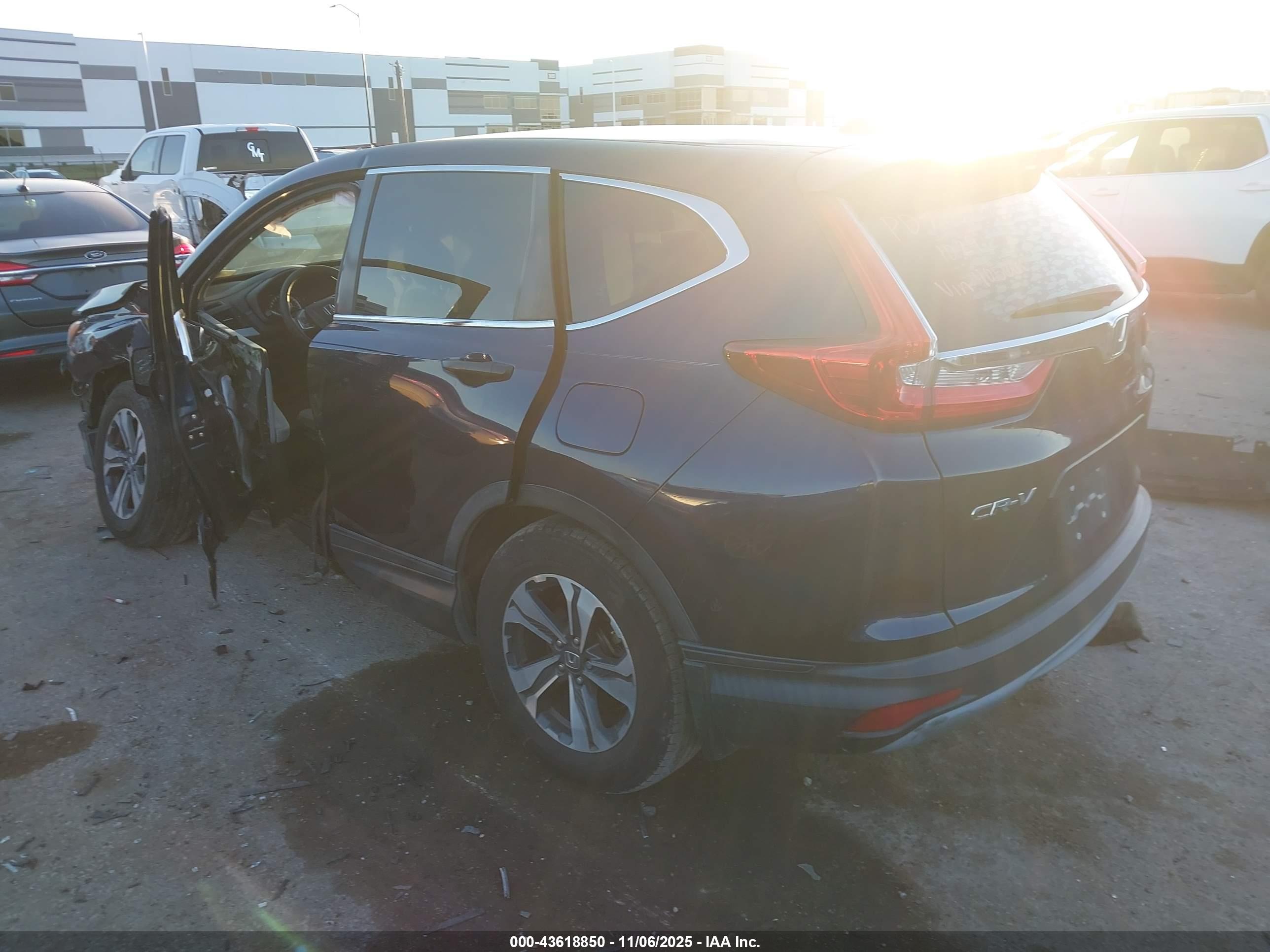 HONDA CR-V image 3