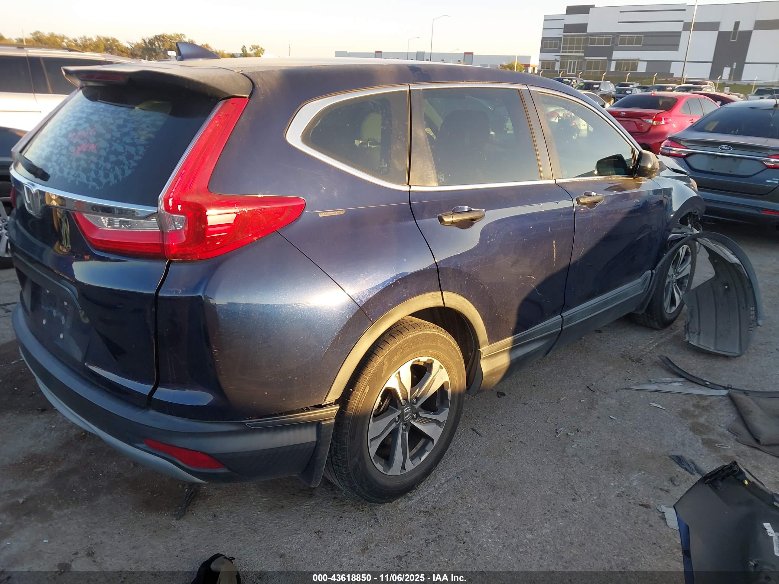 HONDA CR-V image 4