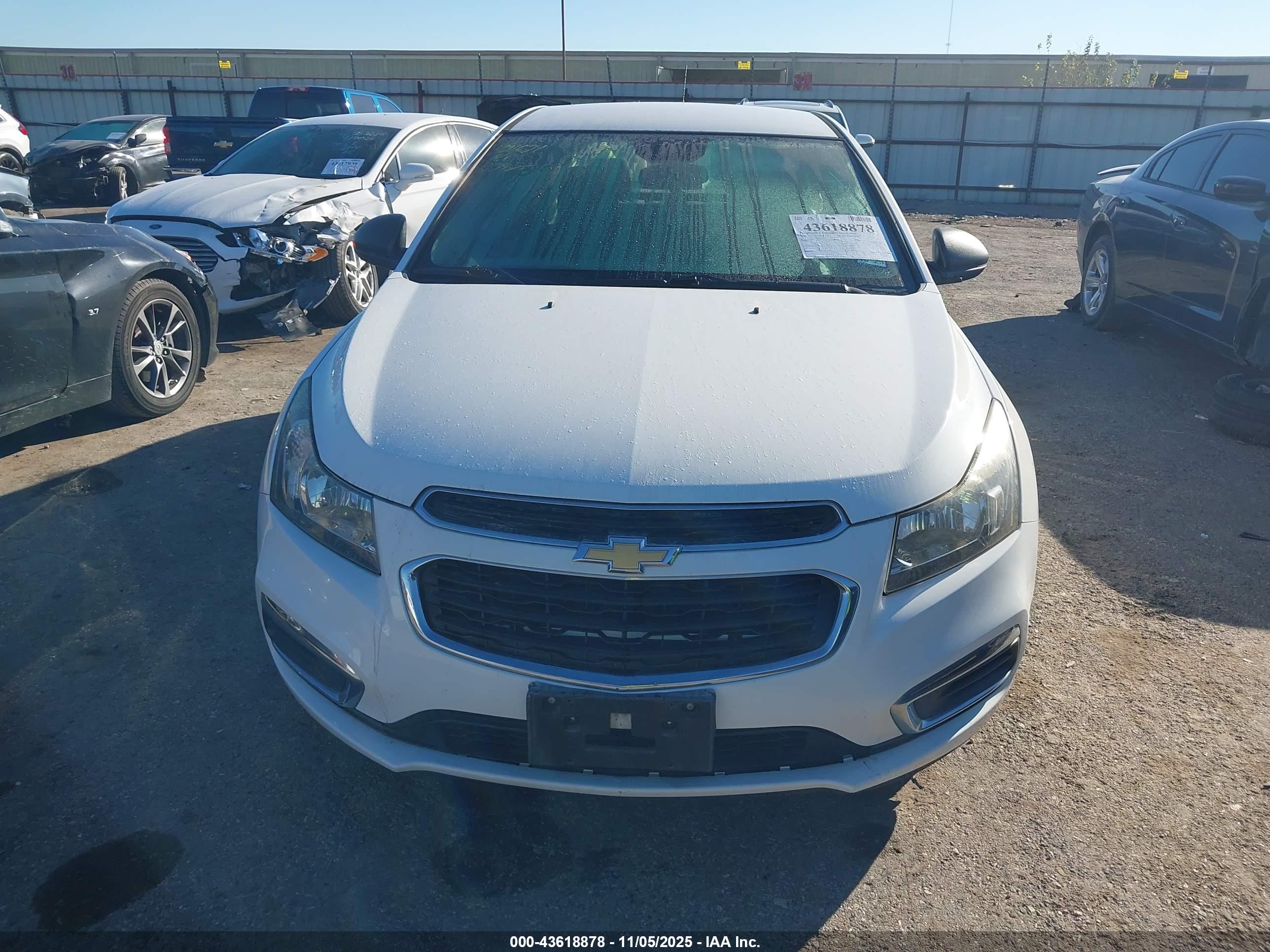CHEVROLET CRUZE image 6