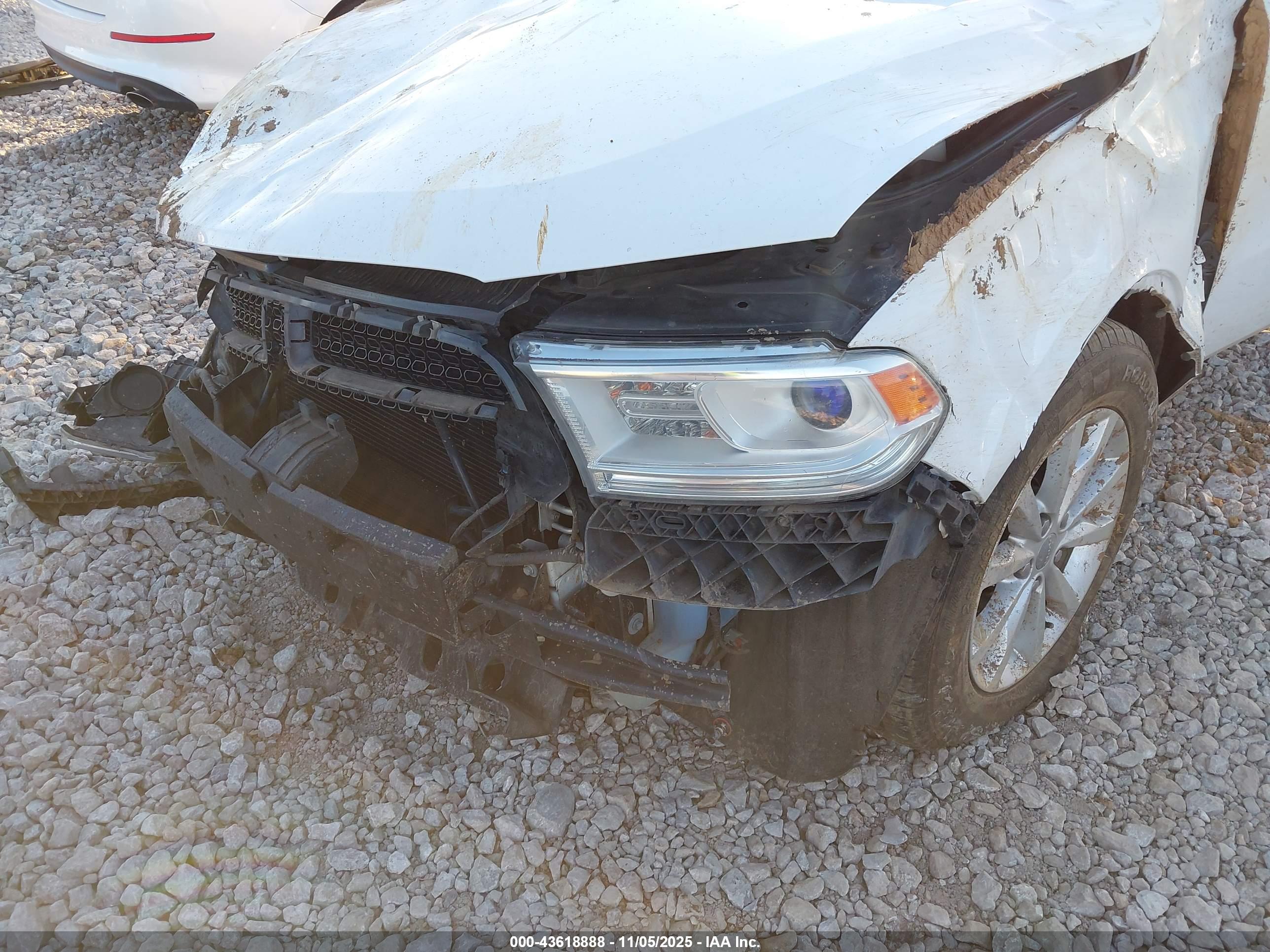 DODGE DURANGO image 6