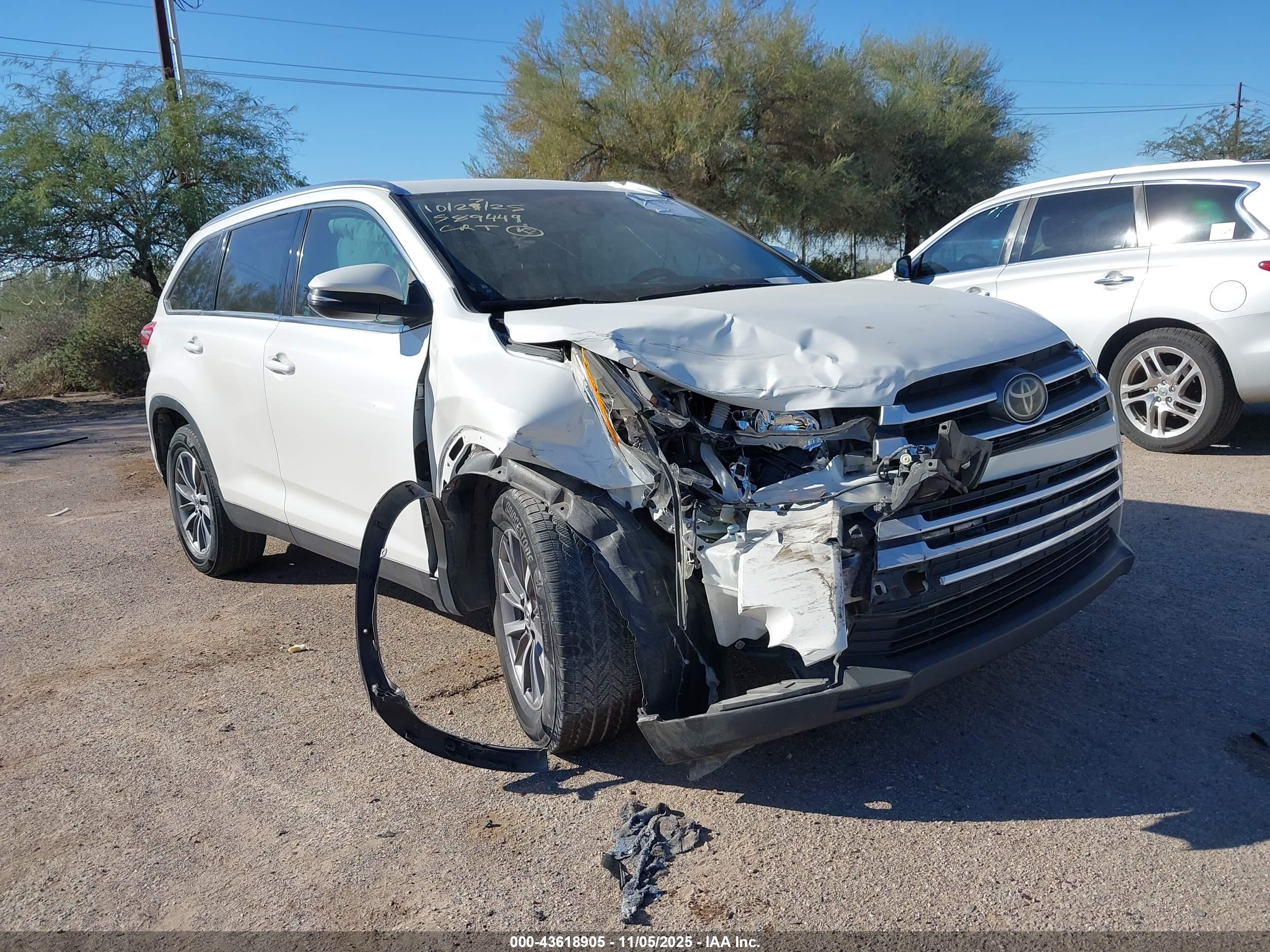 TOYOTA HIGHLANDER image 6
