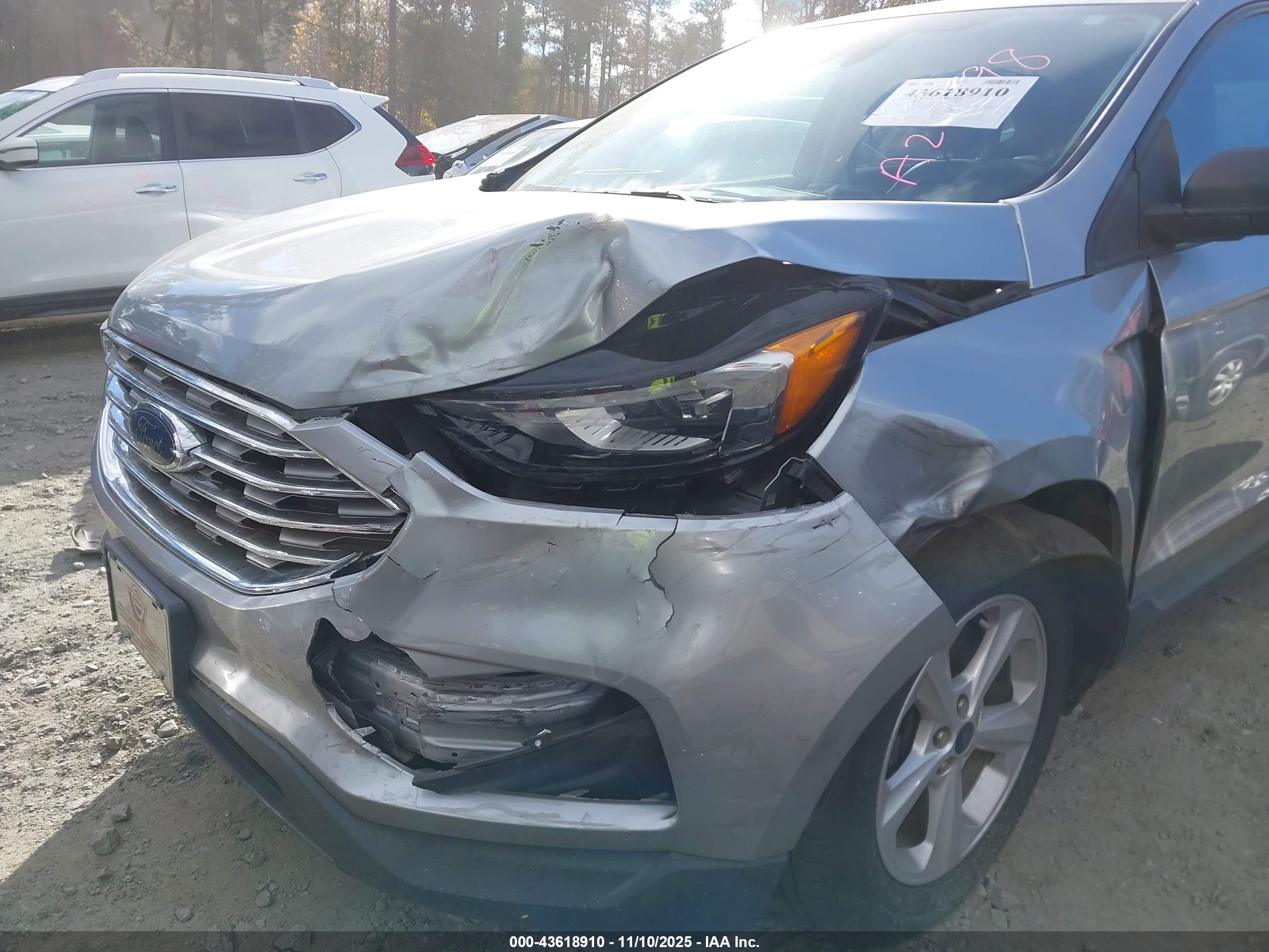 FORD EDGE image 6
