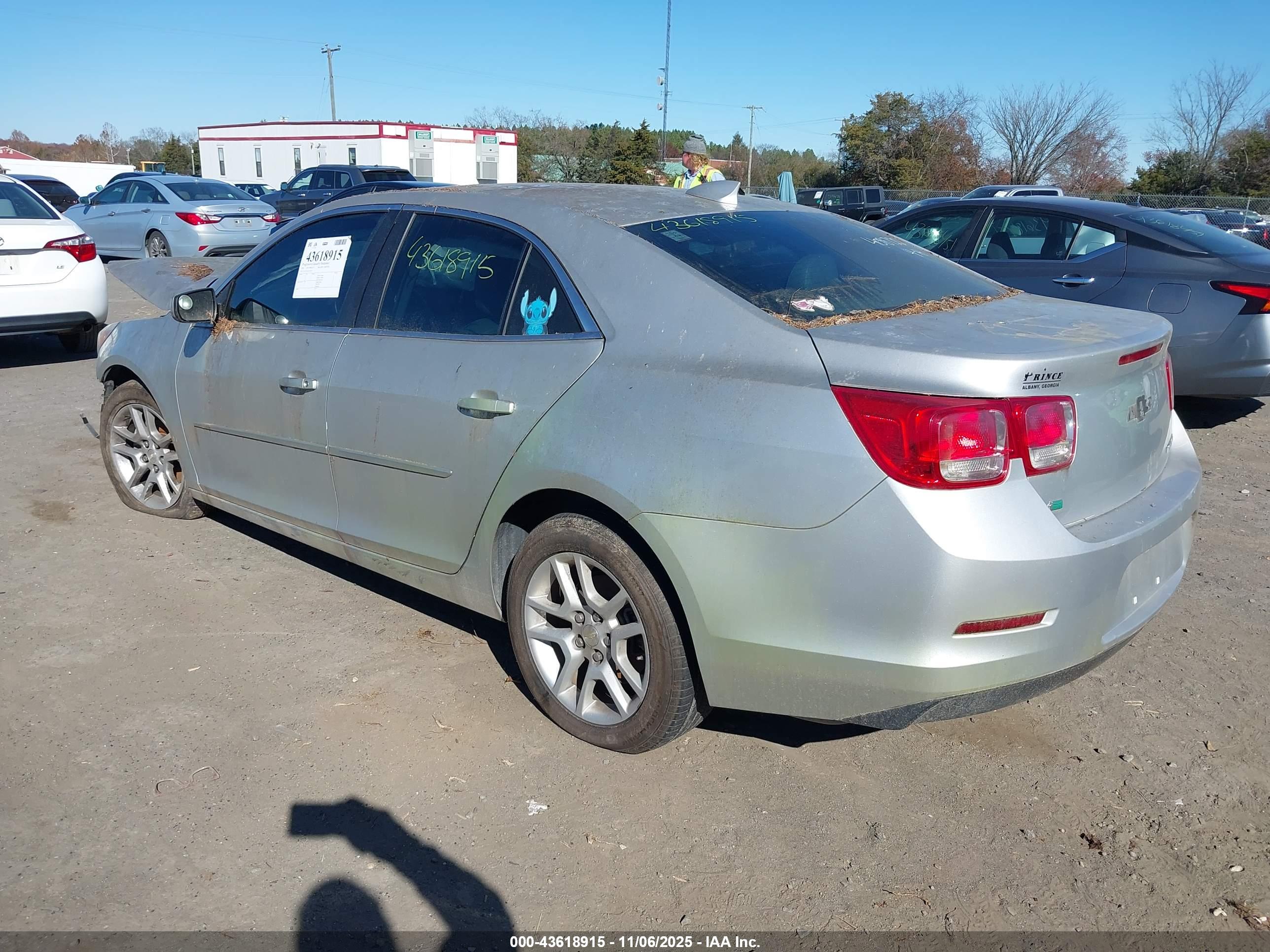 CHEVROLET MALIBU image 3