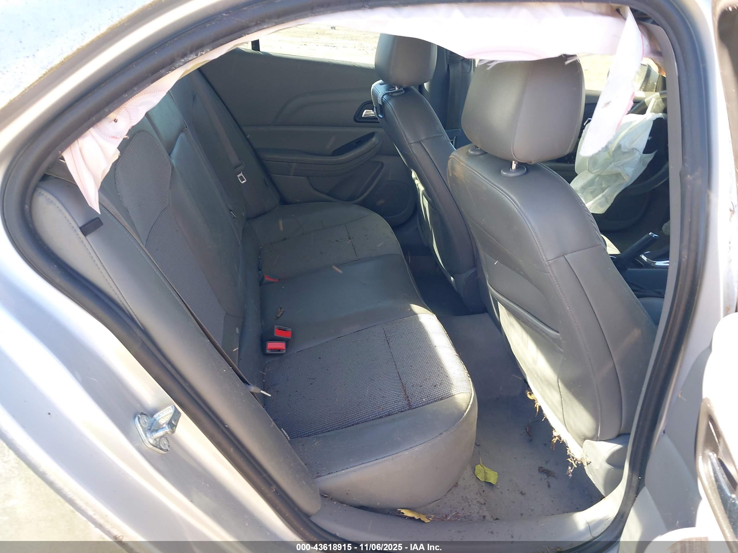 CHEVROLET MALIBU image 8