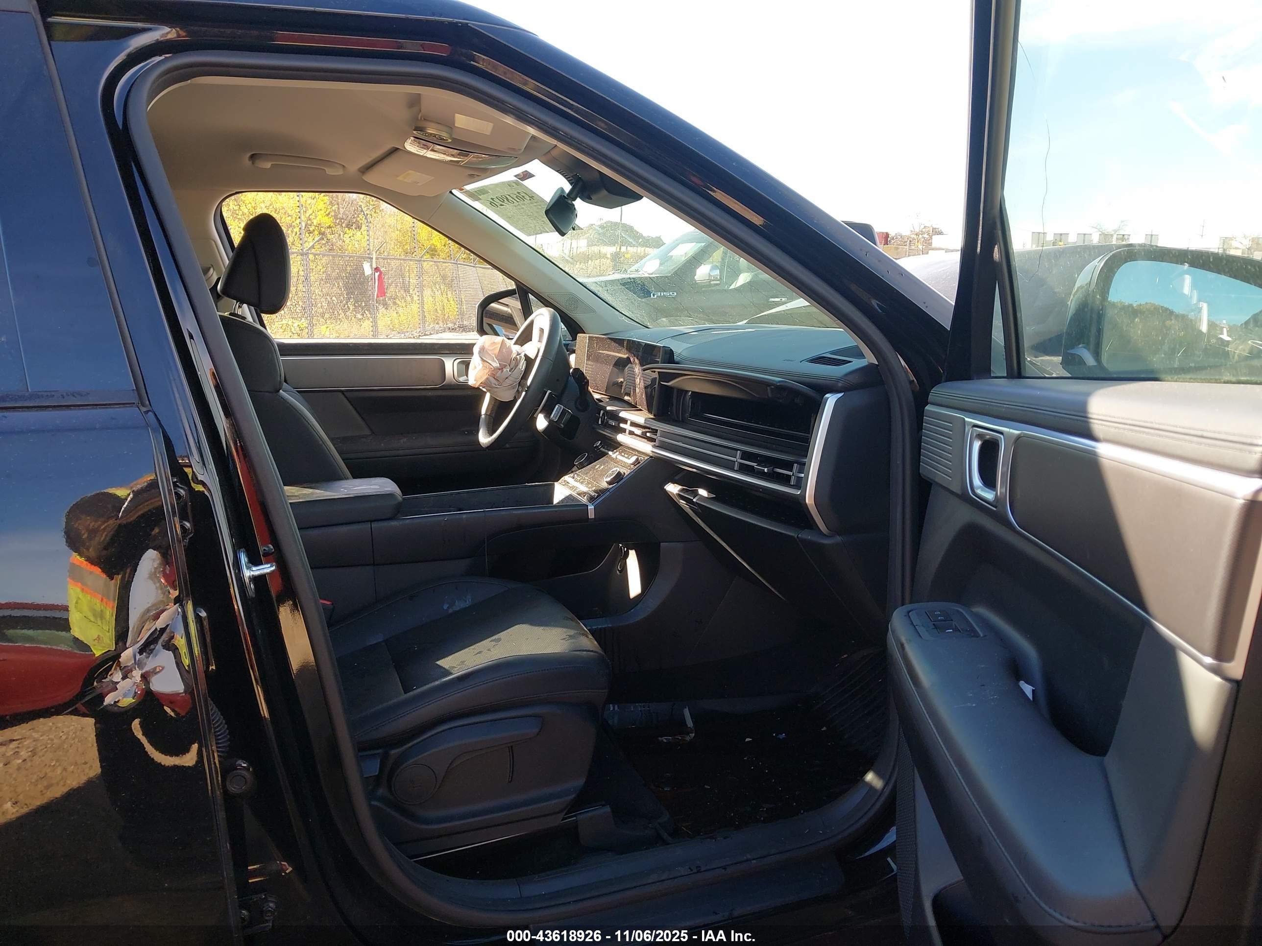 HYUNDAI SANTA image 5