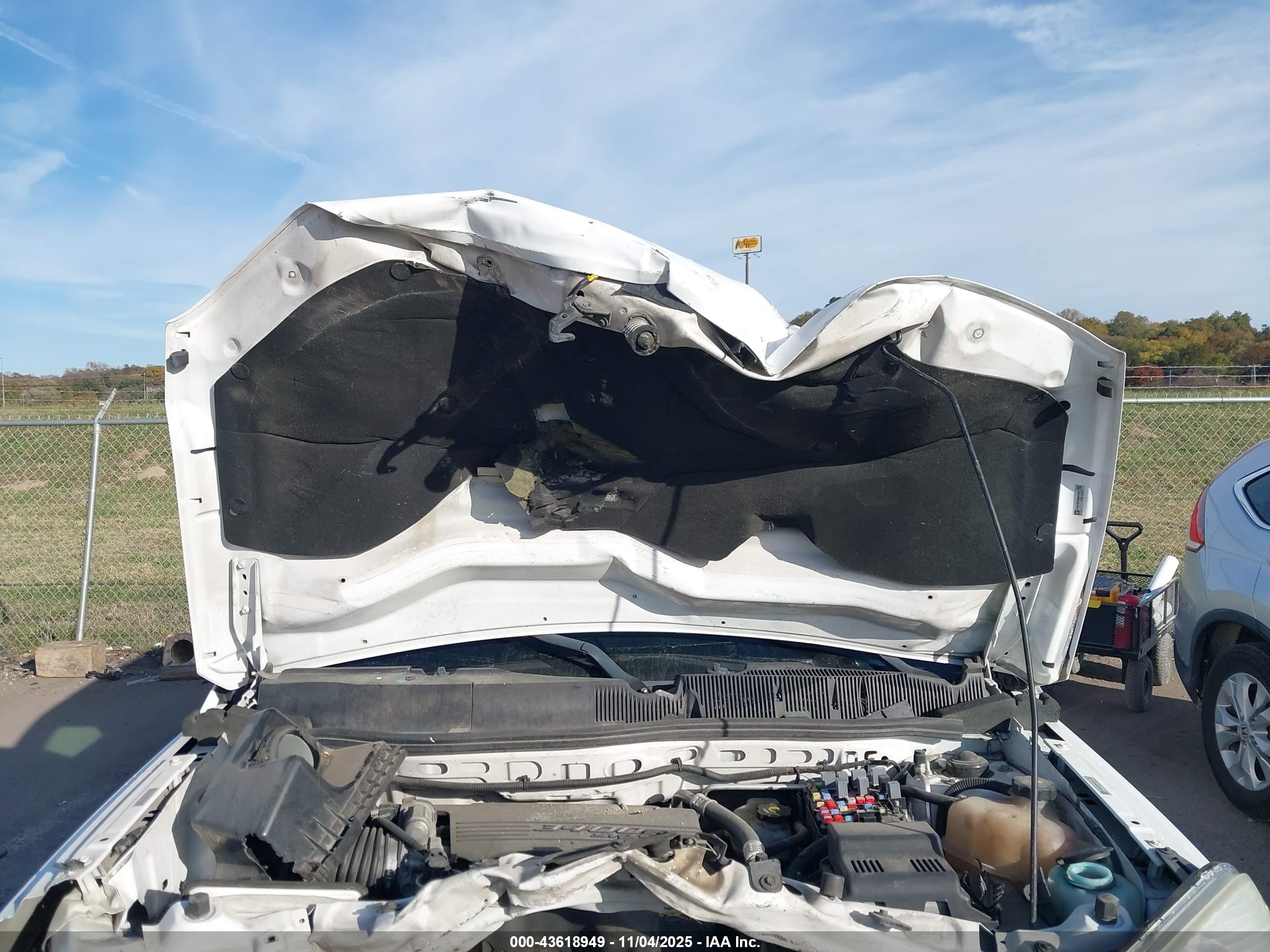 CHEVROLET EQUINOX image 10