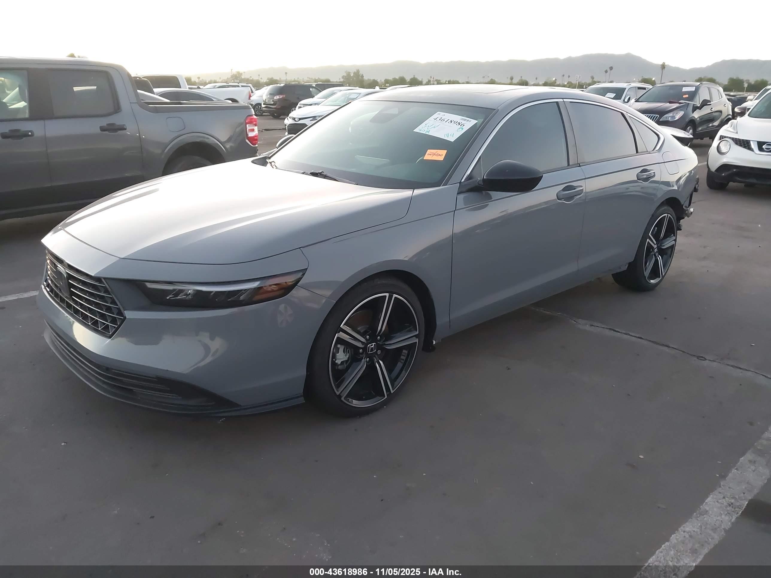 HONDA ACCORD image 2