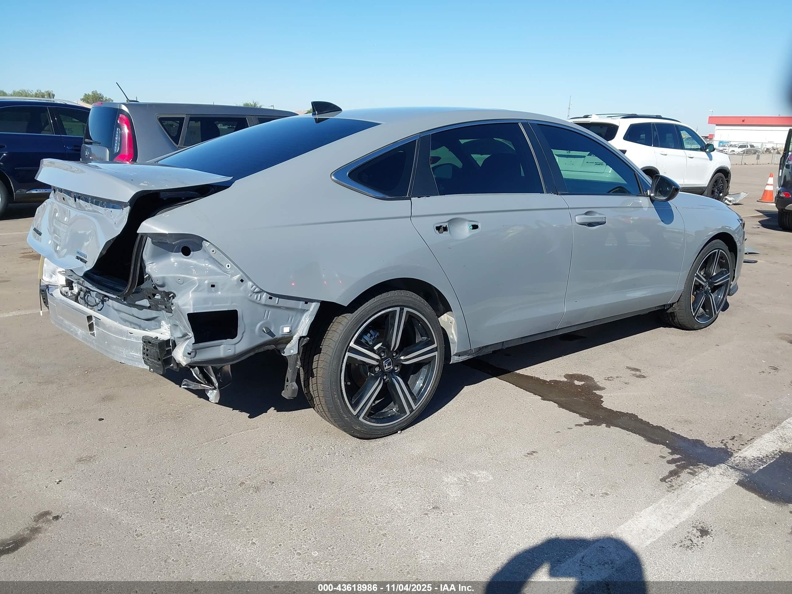 HONDA ACCORD image 4