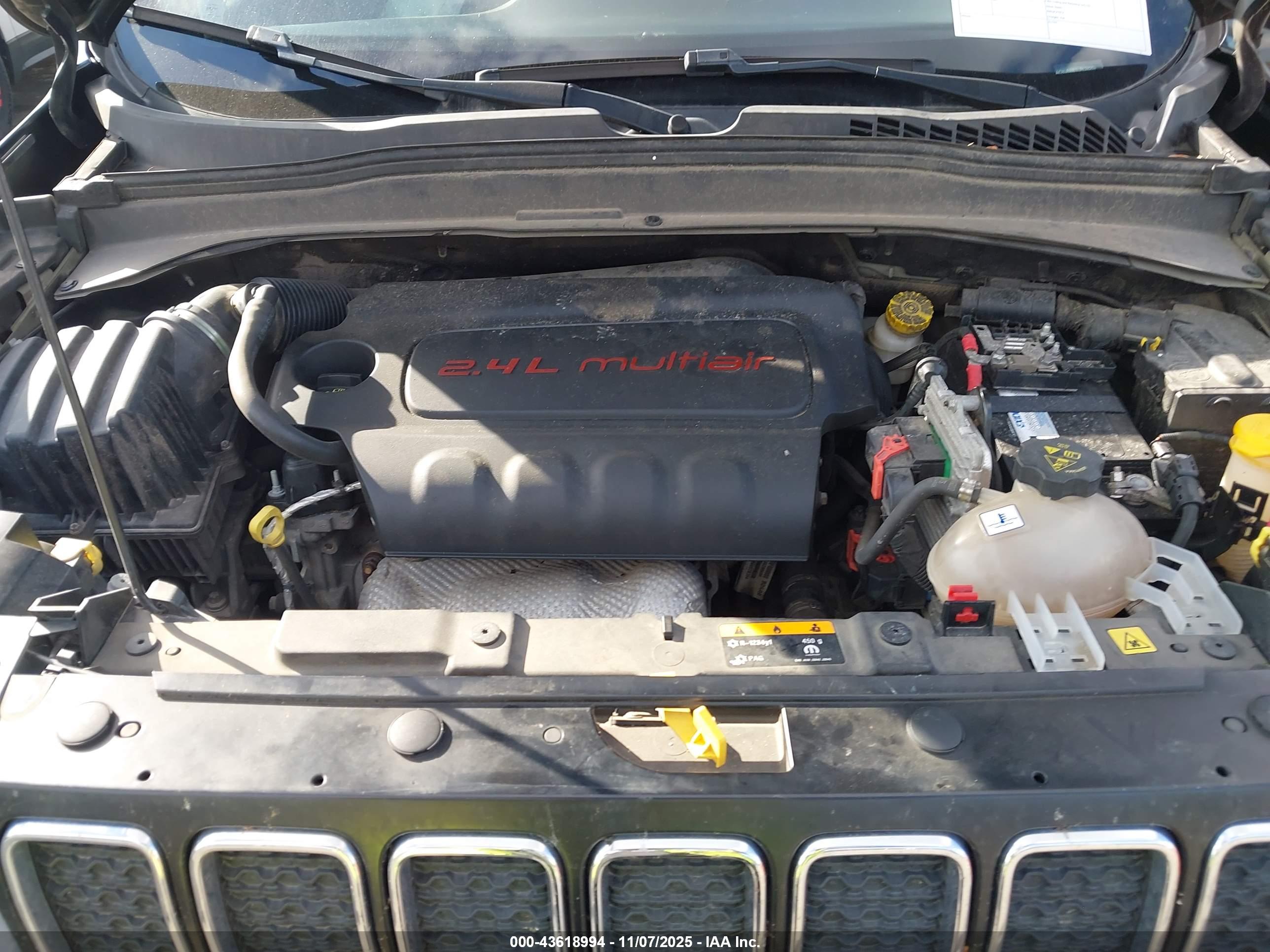 JEEP RENEGADE image 10