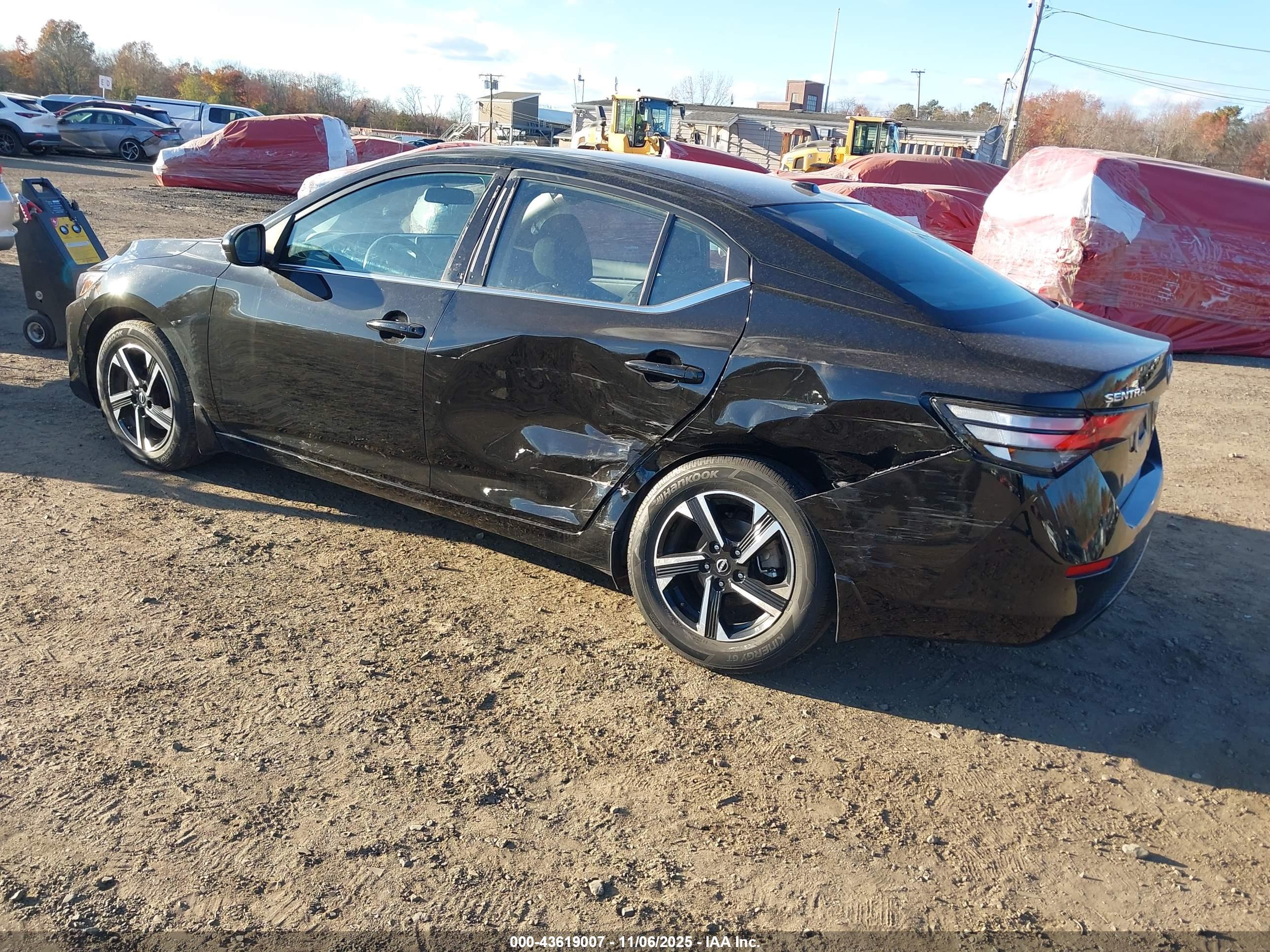 NISSAN SENTRA image 3