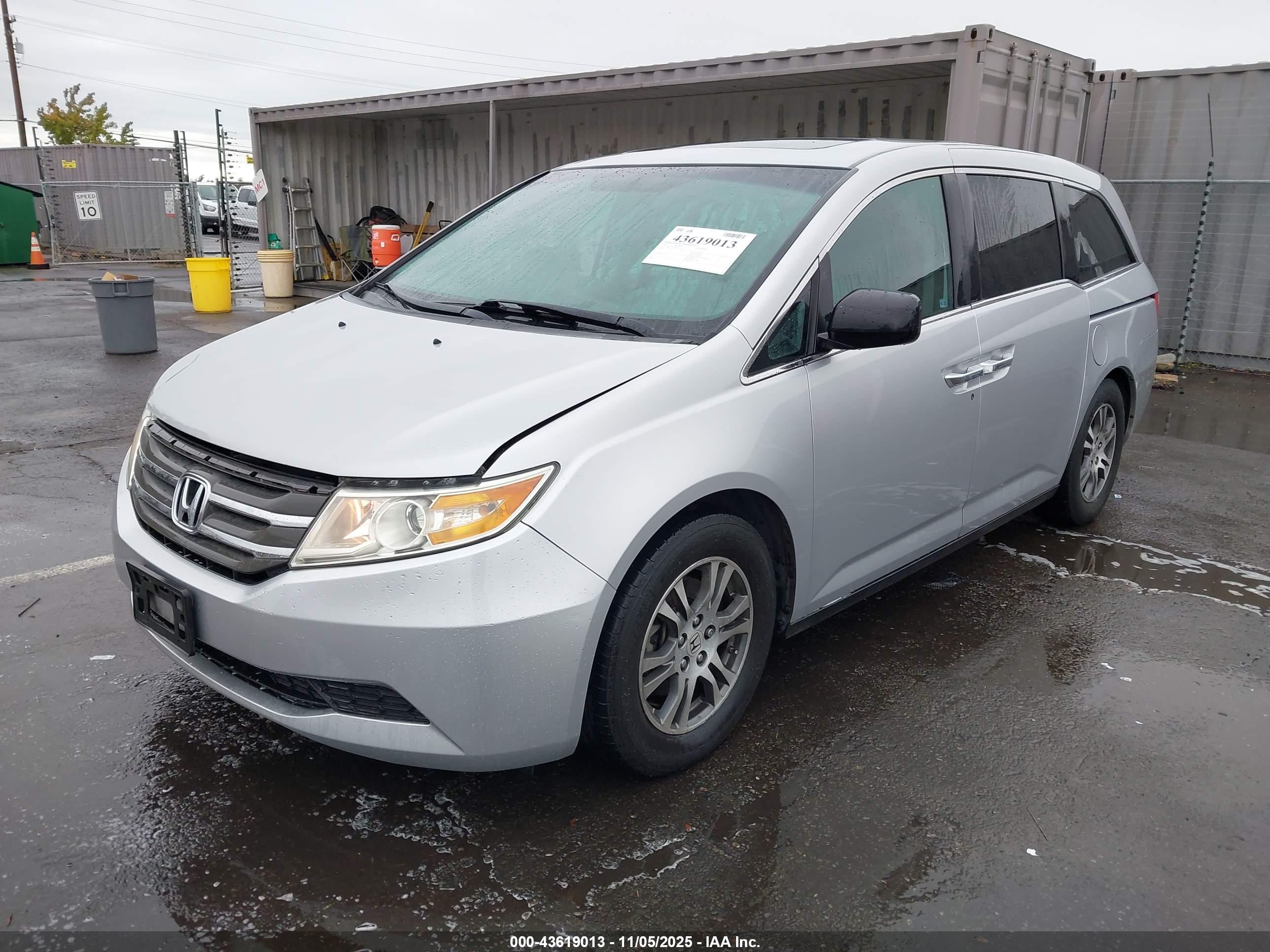 HONDA ODYSSEY image 2
